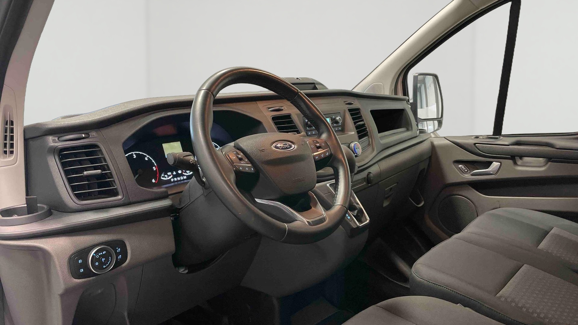 FORD TRANSIT CUSTOM FOURGON 280 L1H1 2.0 ECOBLUE 130 BVA TREND BUSINESS