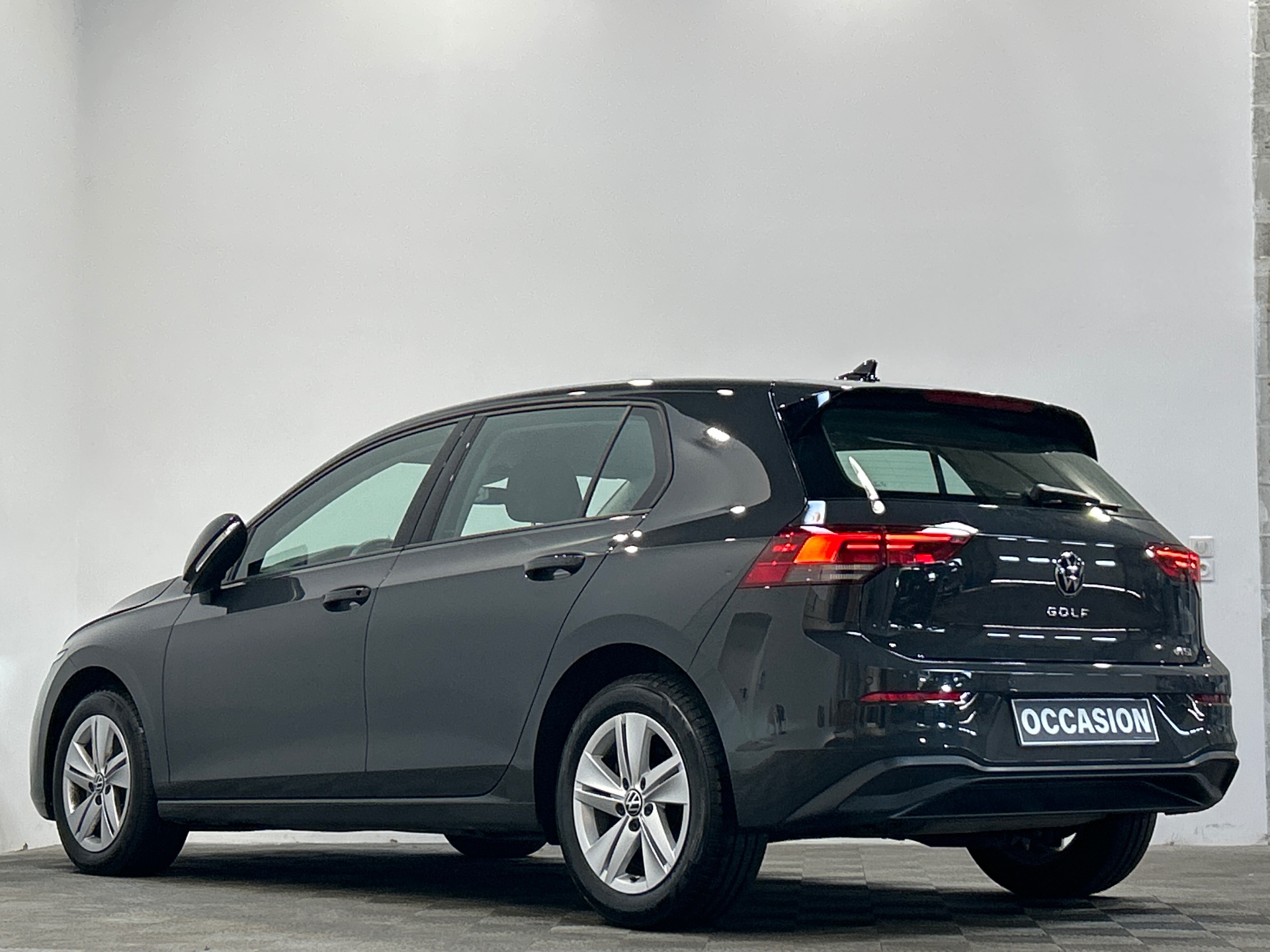 VOLKSWAGEN GOLF 1.0 eTSI OPF 110 DSG7 Life Business