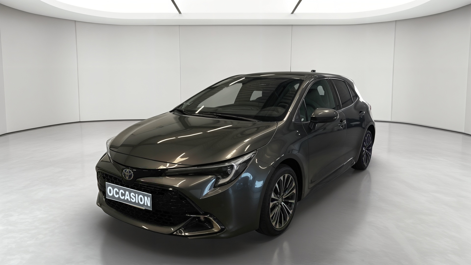 TOYOTA COROLLA HYBRIDE 140ch Design