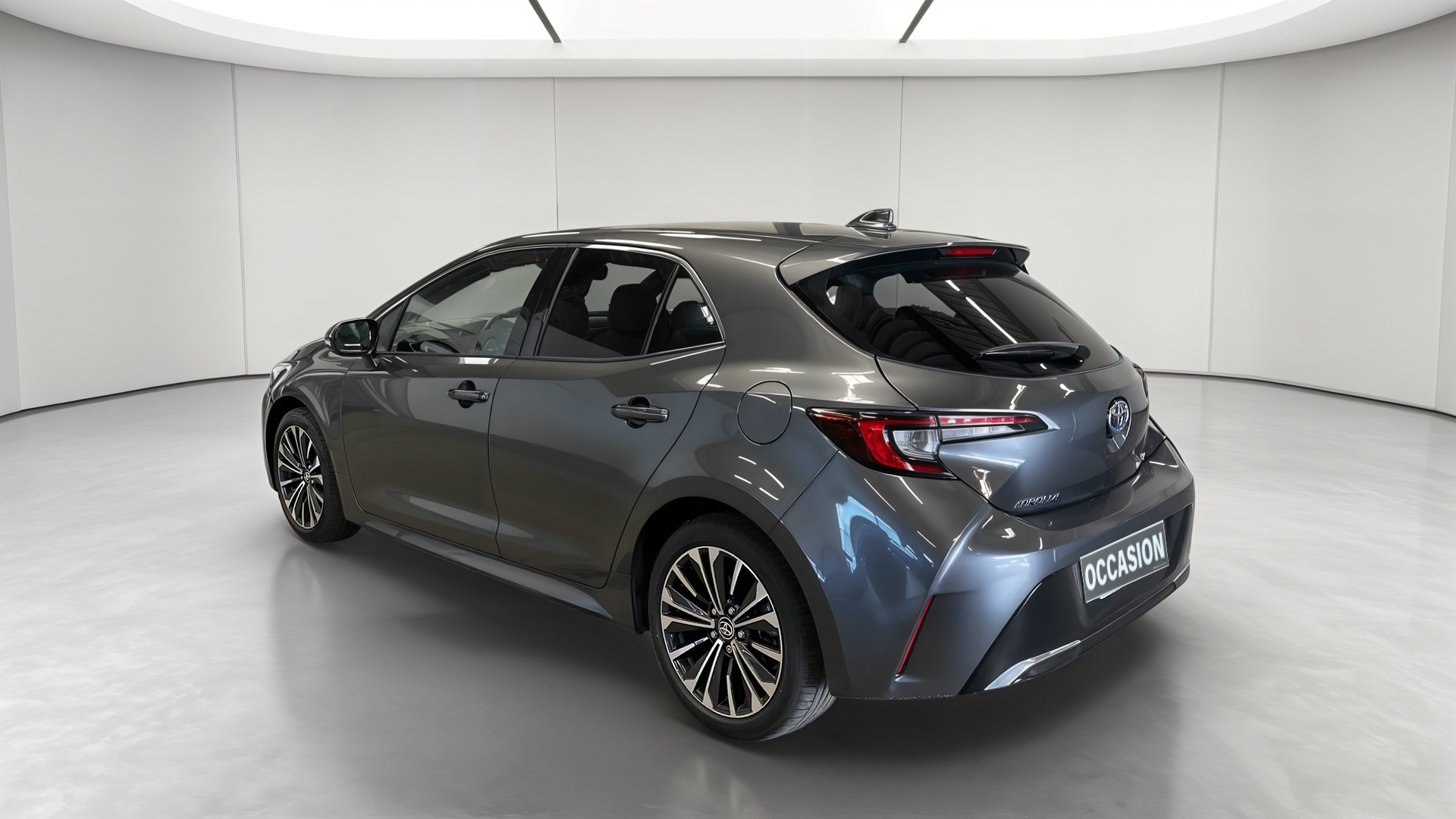 TOYOTA COROLLA HYBRIDE 140ch Design