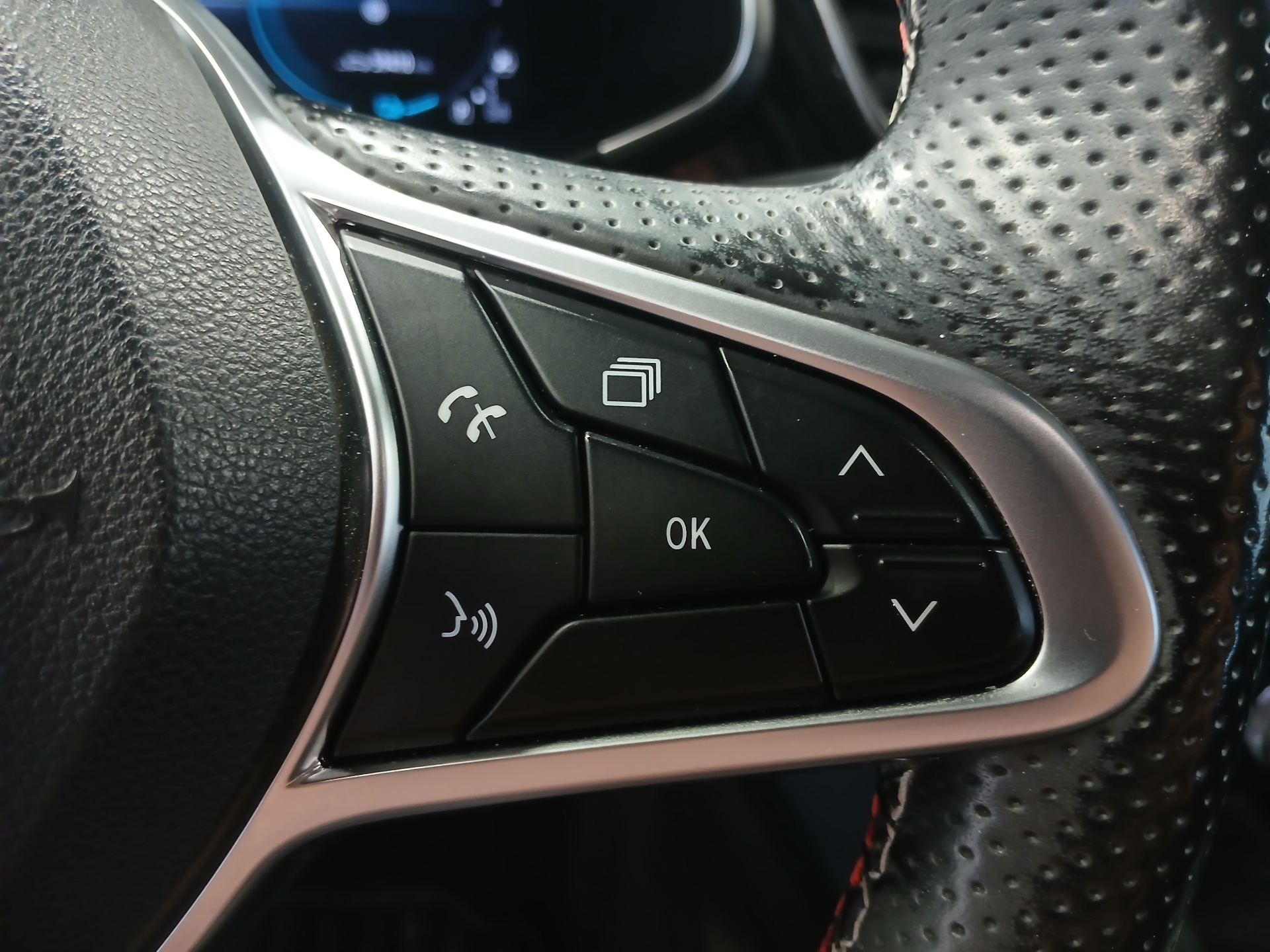 RENAULT ARKANA R.S. Line E-Tech full hybrid 145