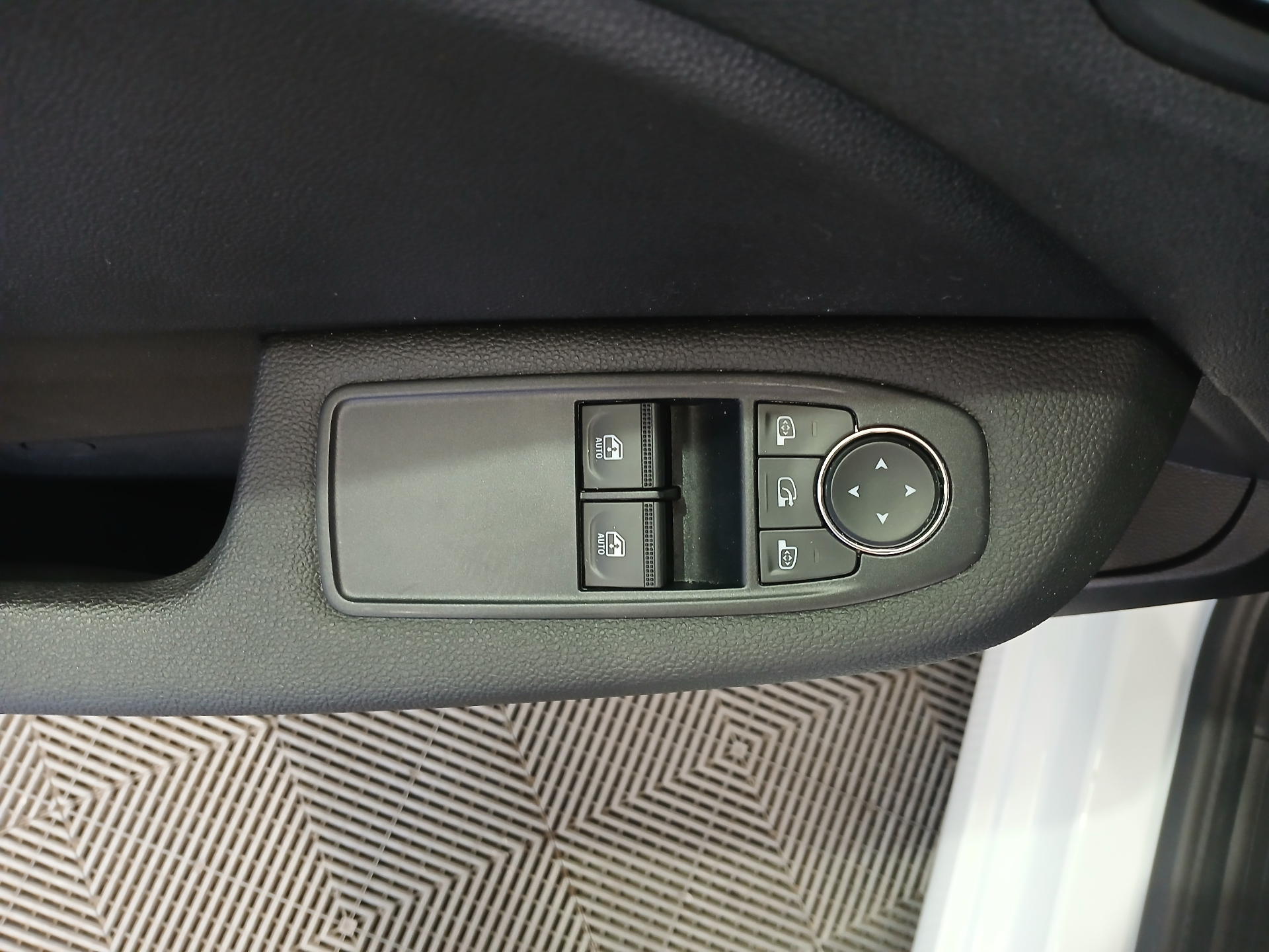 RENAULT CLIO V Business Blue dCi 100