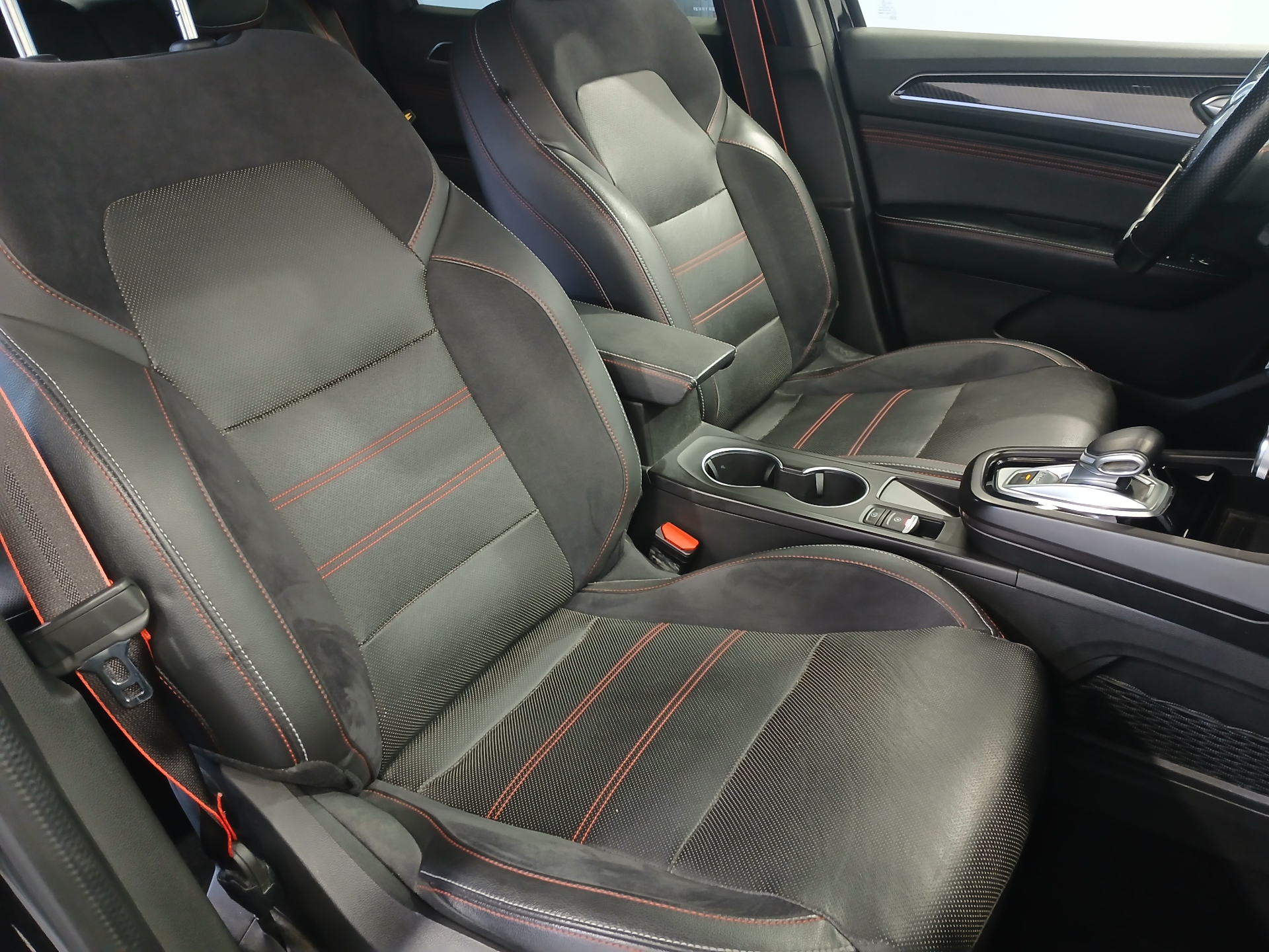 RENAULT ARKANA R.S. Line E-Tech full hybrid 145
