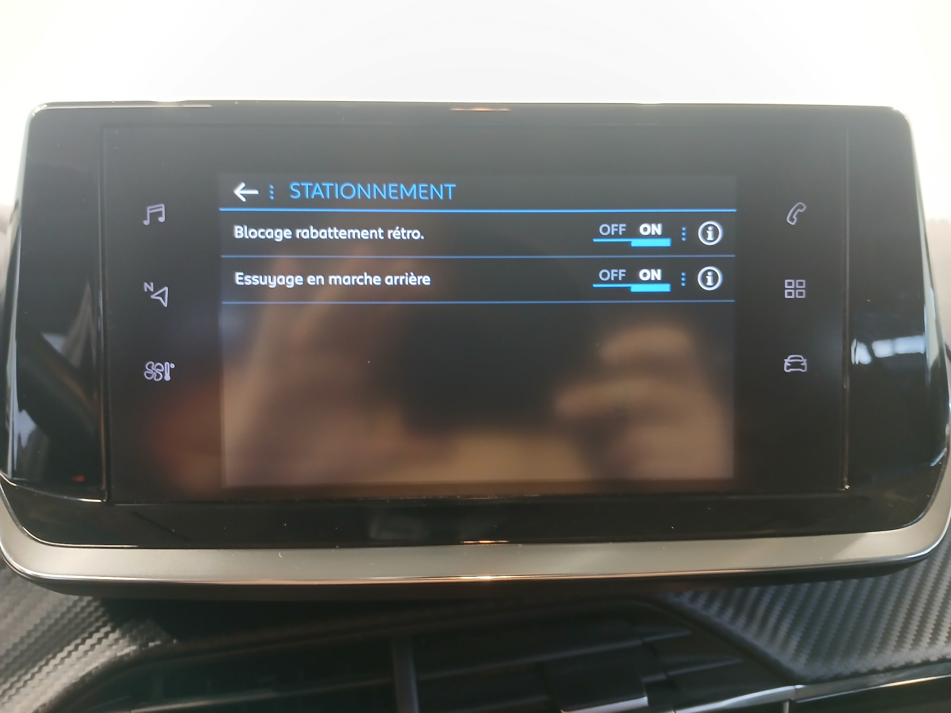 PEUGEOT 208 ALLURE PURETECH 100 BVM