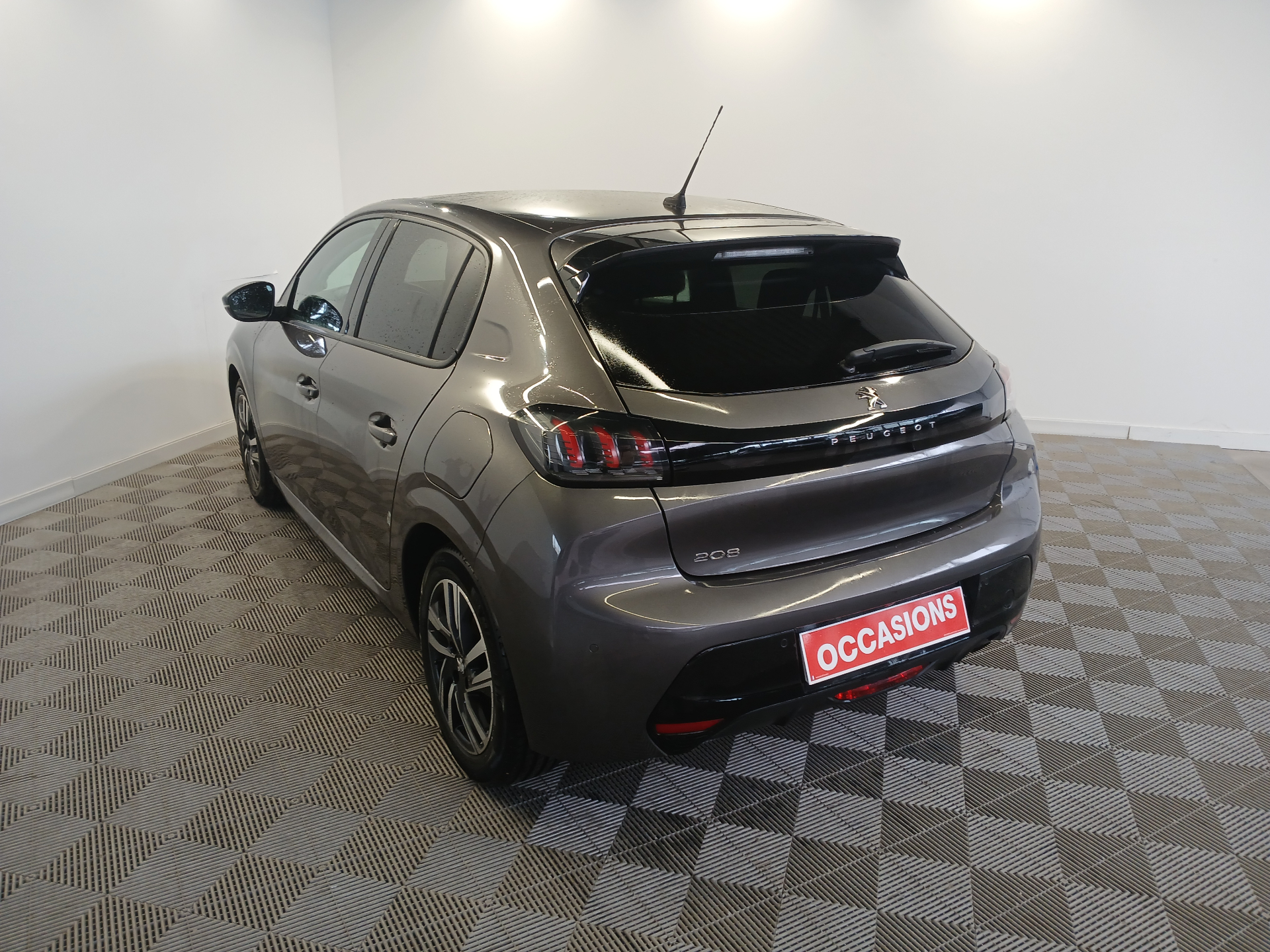 PEUGEOT 208 ALLURE PURETECH 100 BVM