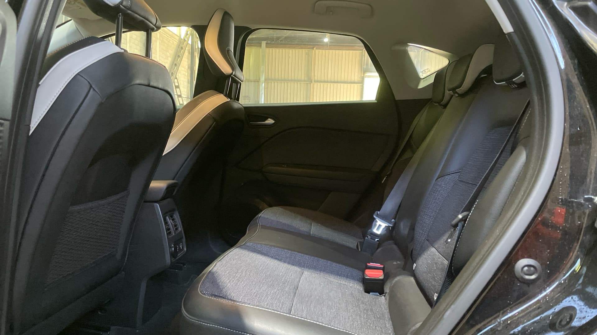 RENAULT CAPTUR E-Tech 145 - 21 Intens
