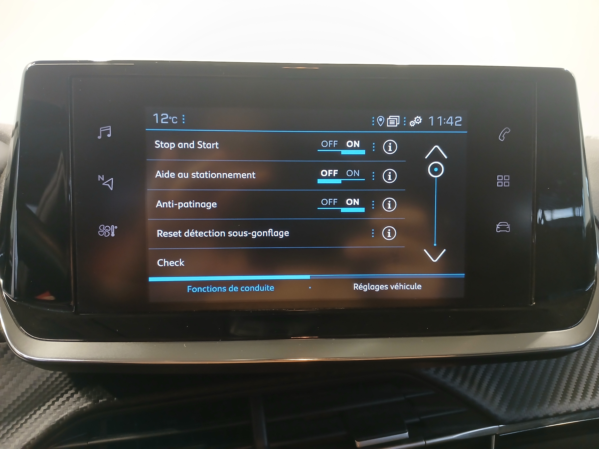 PEUGEOT 208 ALLURE PURETECH 100 BVM