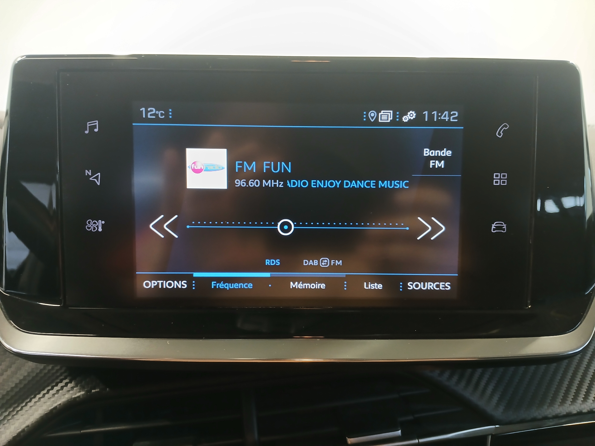 PEUGEOT 208 ALLURE PURETECH 100 BVM