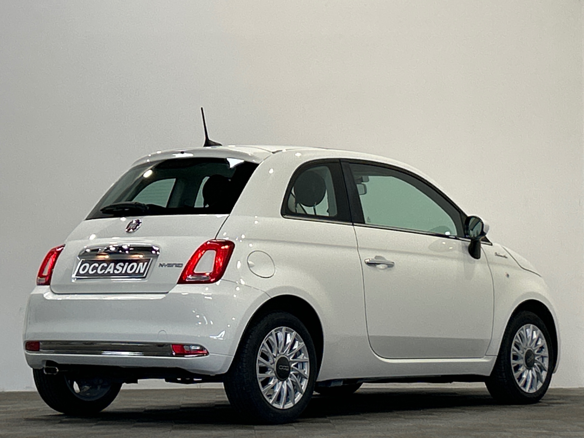 FIAT 500 MY22 1.0 70 ch Hybride BSG S/S Dolcevita