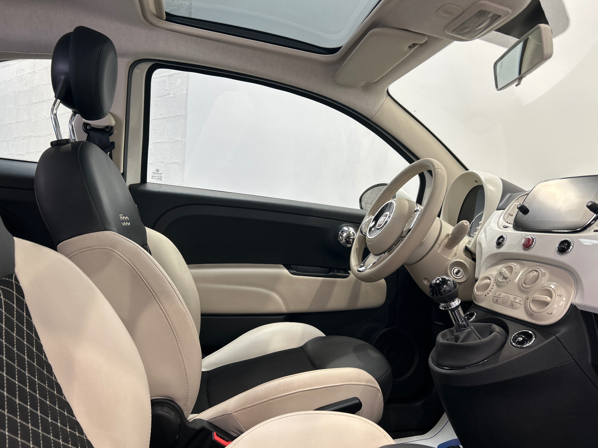 FIAT 500 MY22 1.0 70 ch Hybride BSG S/S Dolcevita