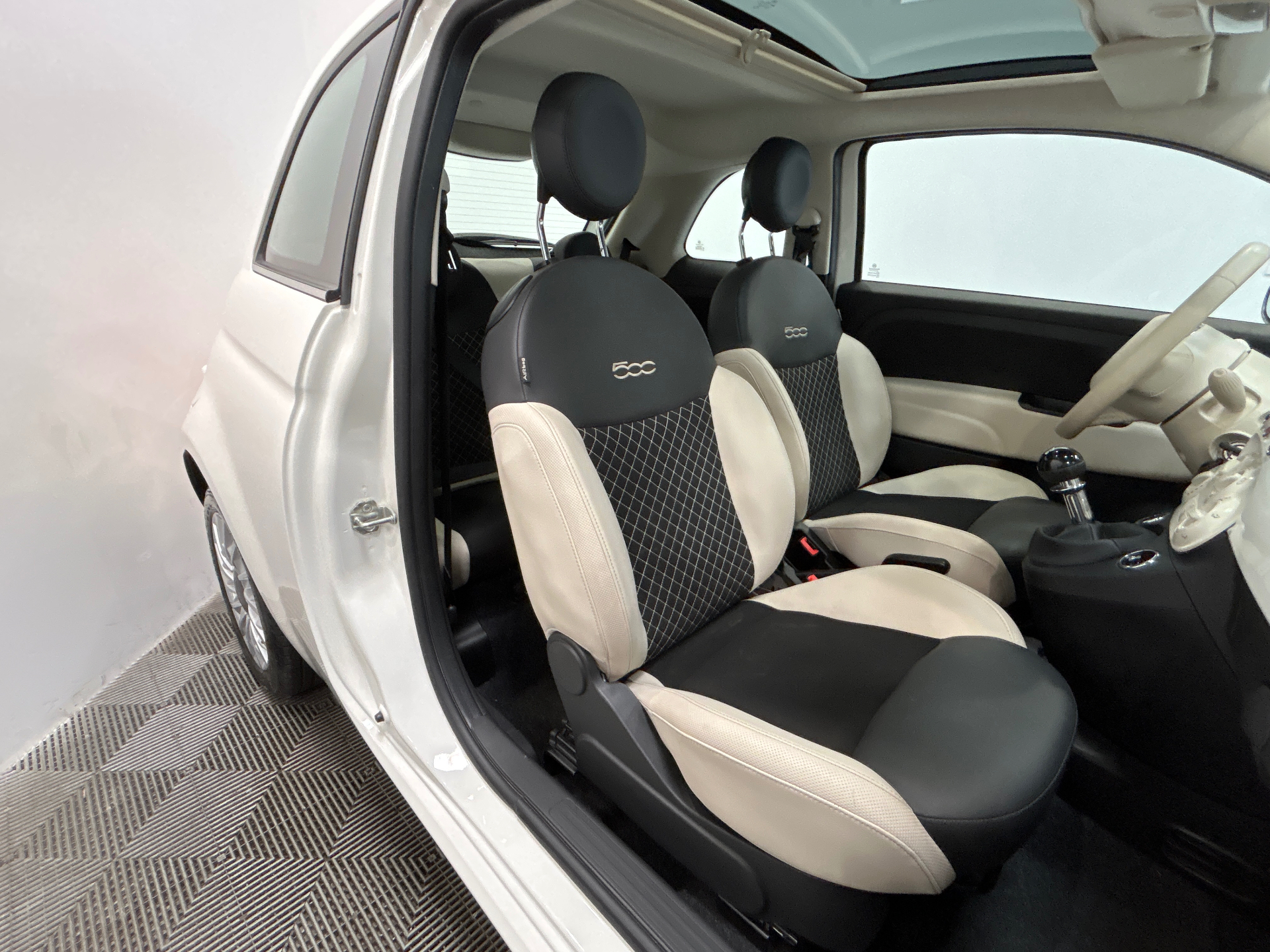 FIAT 500 MY22 1.0 70 ch Hybride BSG S/S Dolcevita
