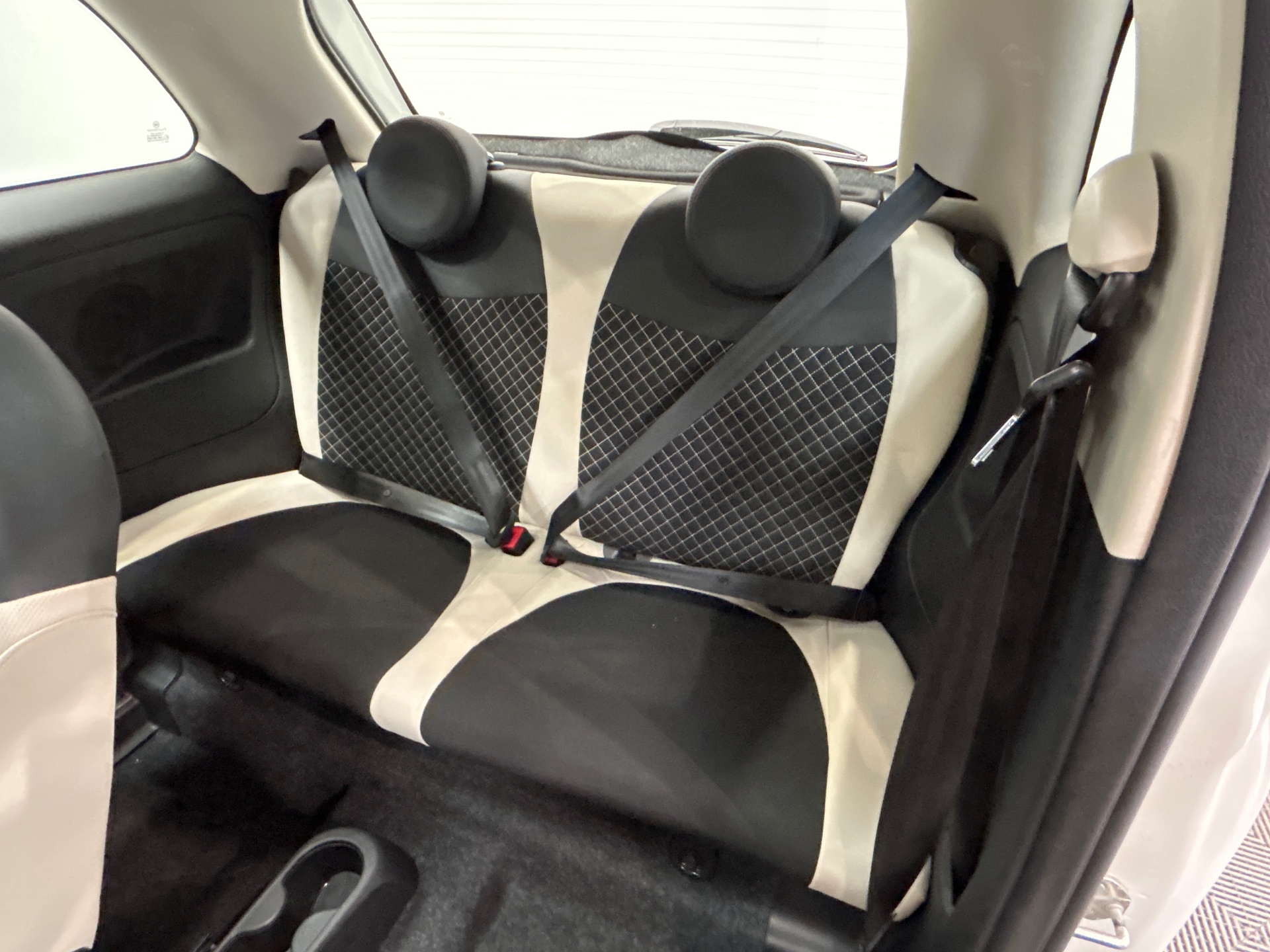 FIAT 500 MY22 1.0 70 ch Hybride BSG S/S Dolcevita