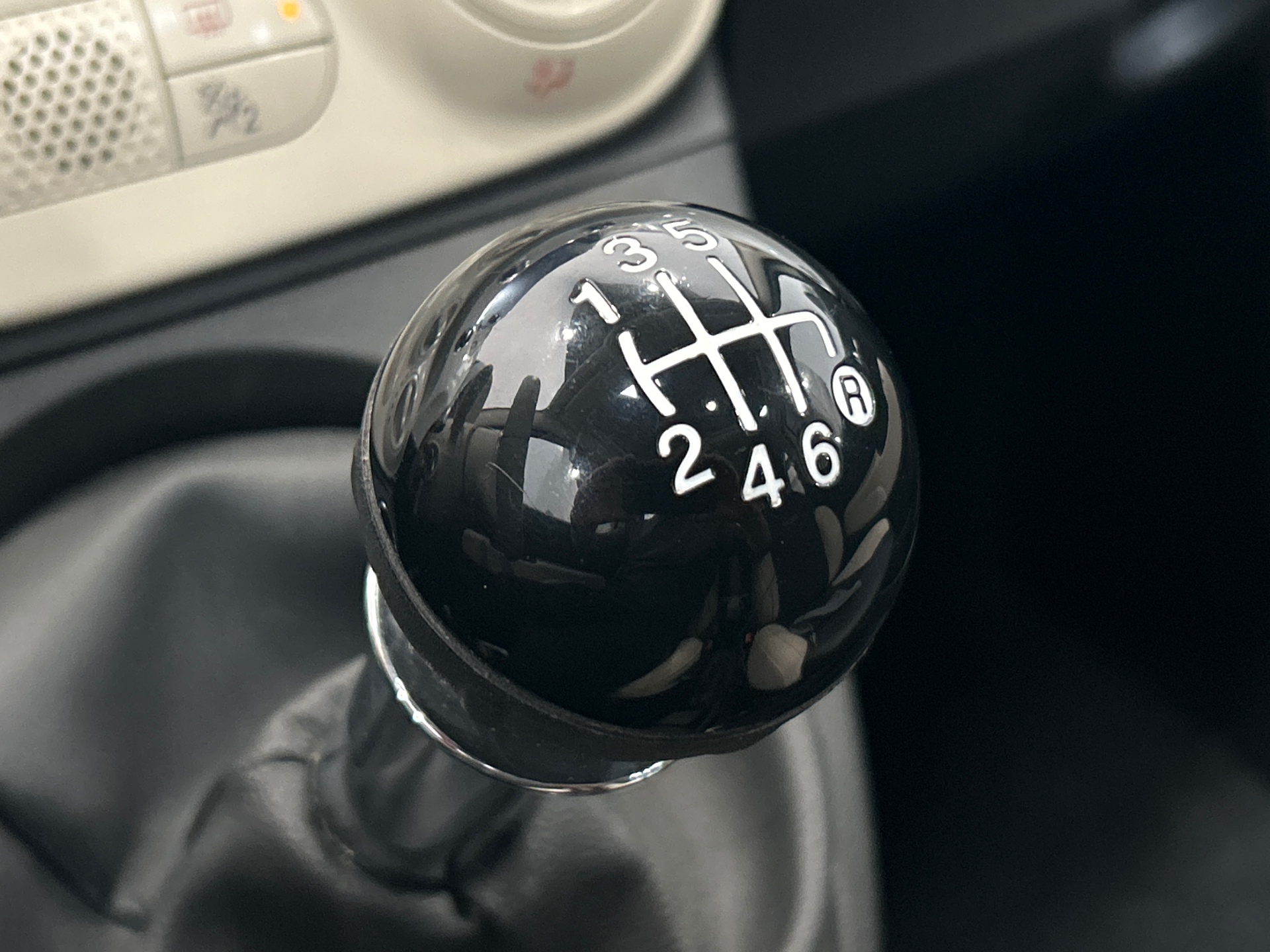 FIAT 500 MY22 1.0 70 ch Hybride BSG S/S Dolcevita