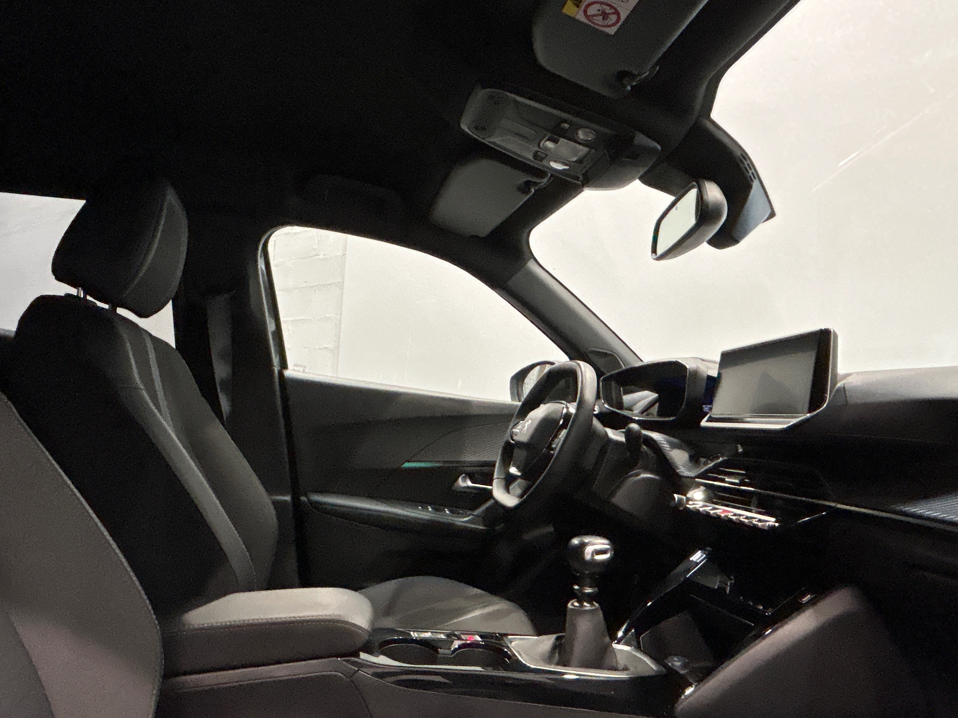 PEUGEOT 2008 PureTech 130 S&S BVM6 Allure Pack