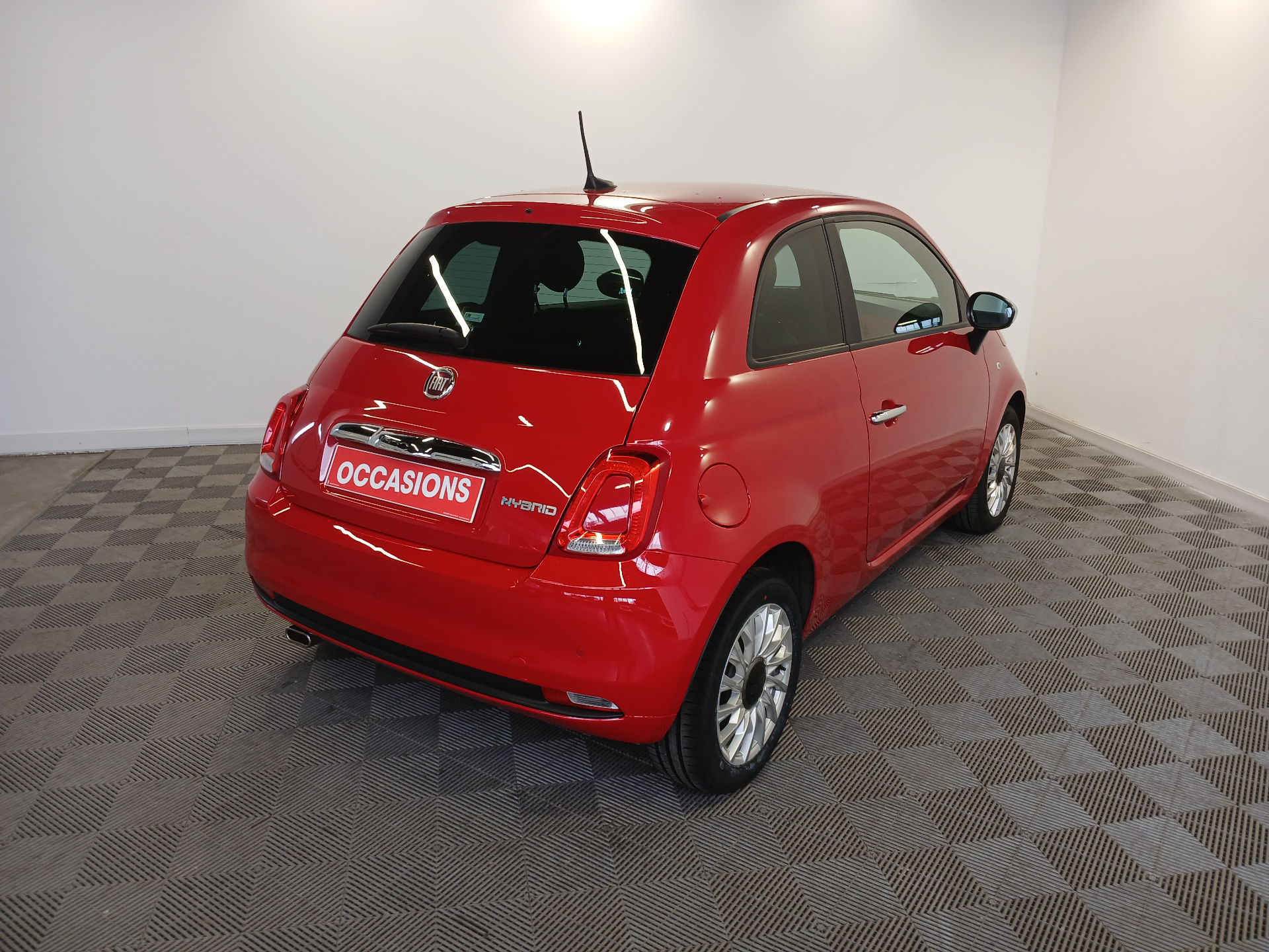 FIAT 500 1.0 70 ch Hybride BSG S/S