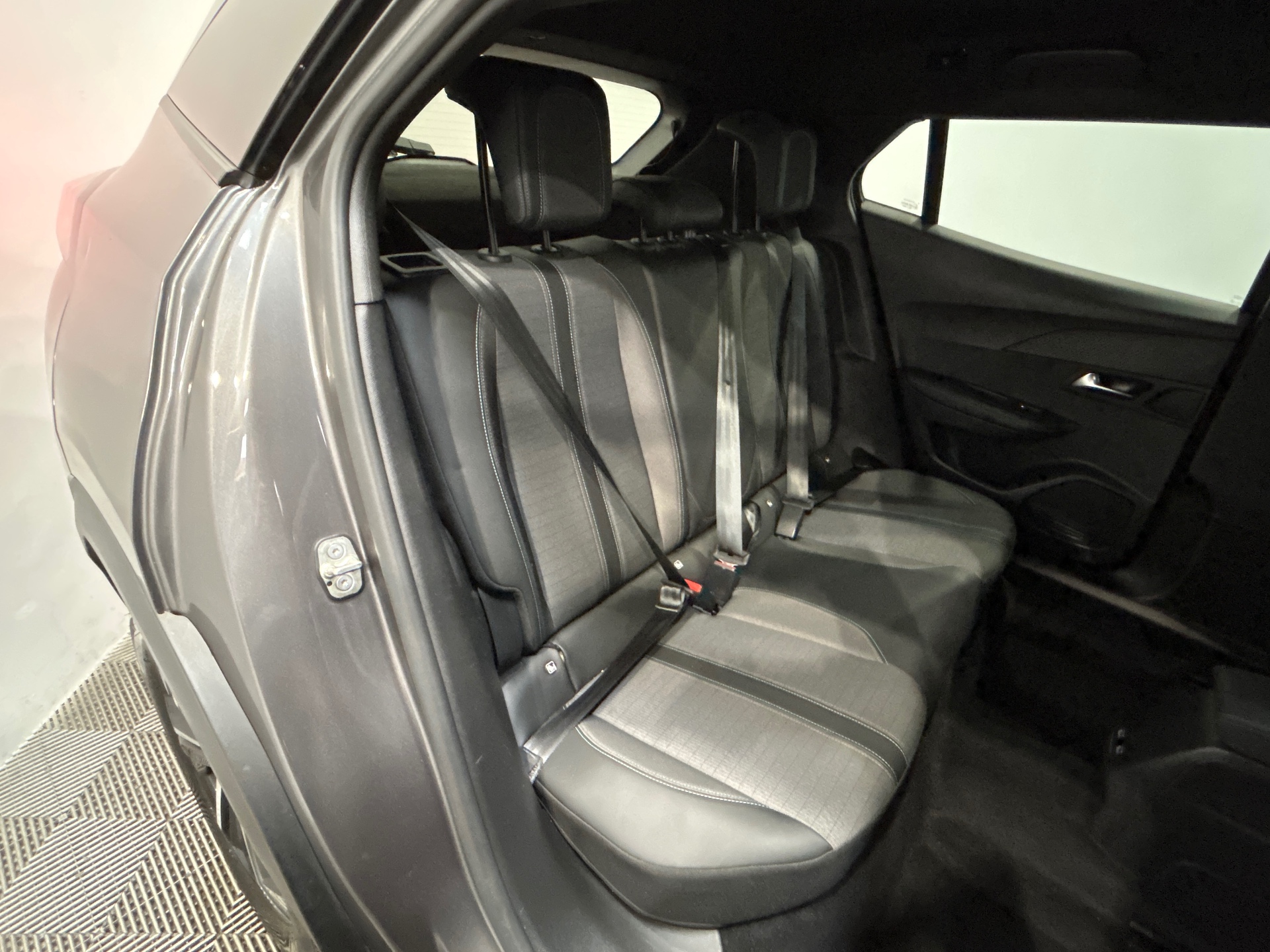 PEUGEOT 2008 PureTech 130 S&S BVM6 Allure Pack
