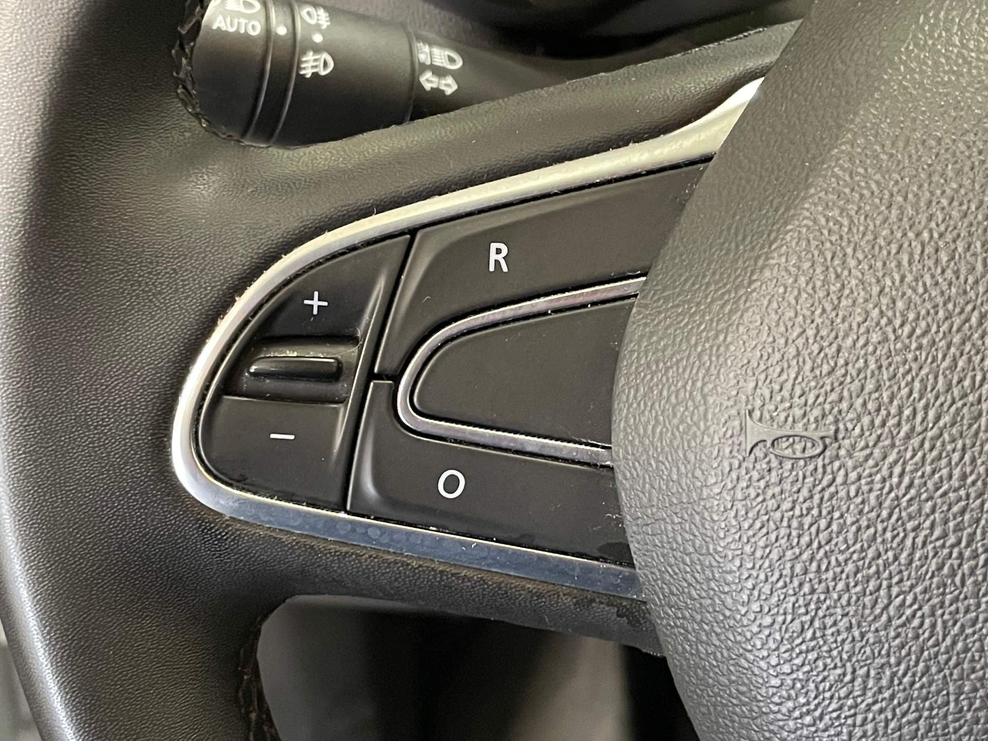 RENAULT KADJAR Business Blue dCi 115 EDC