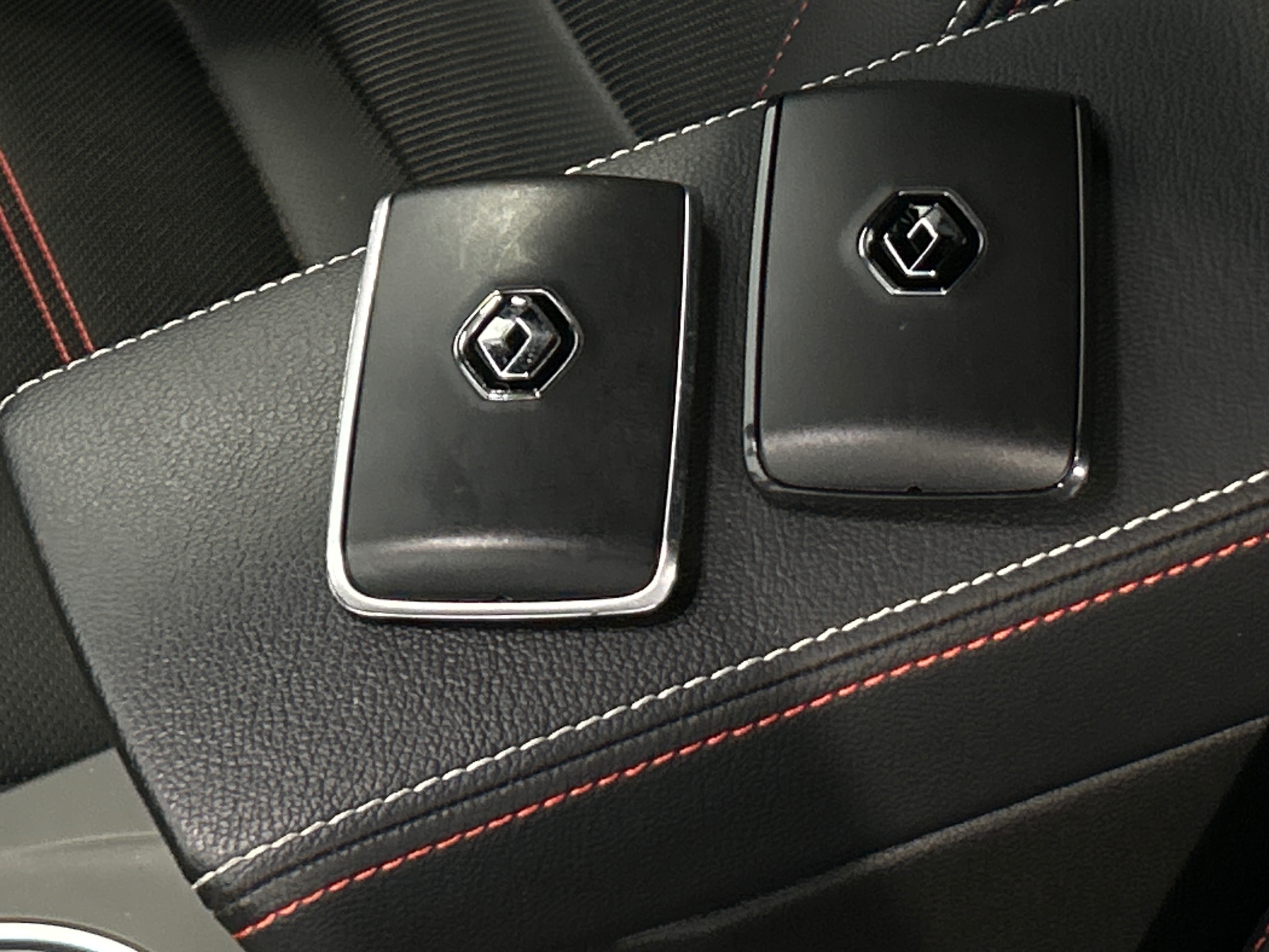 RENAULT ARKANA mild hybrid 140 EDC FAP - 22 R.S. Line