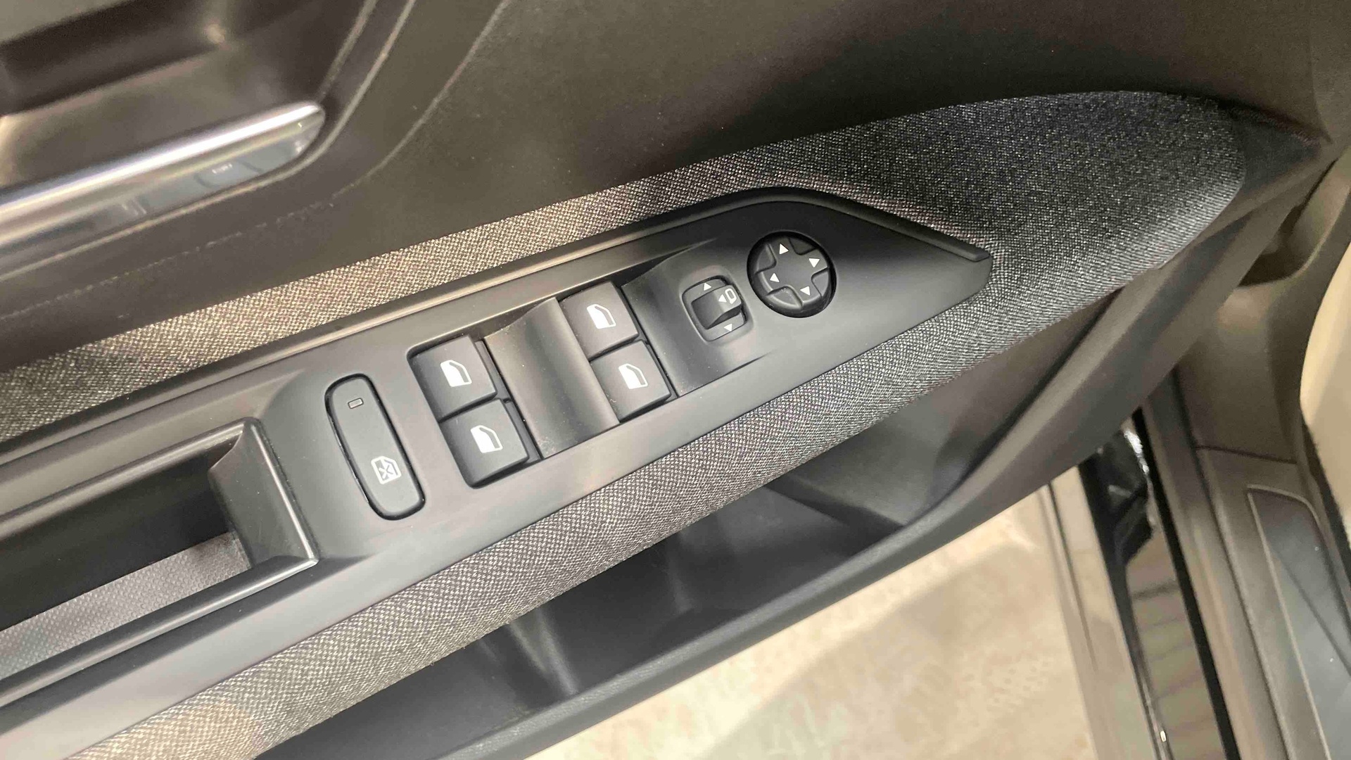 PEUGEOT 5008 BlueHDi 130ch S&S BVM6 Active Pack - 5P