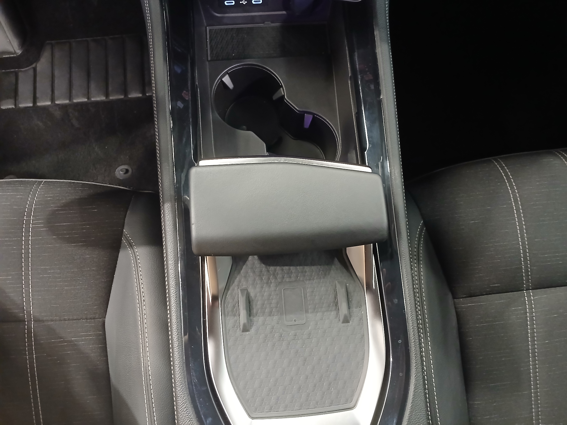 RENAULT AUSTRAL E-Tech hybrid 200 Techno