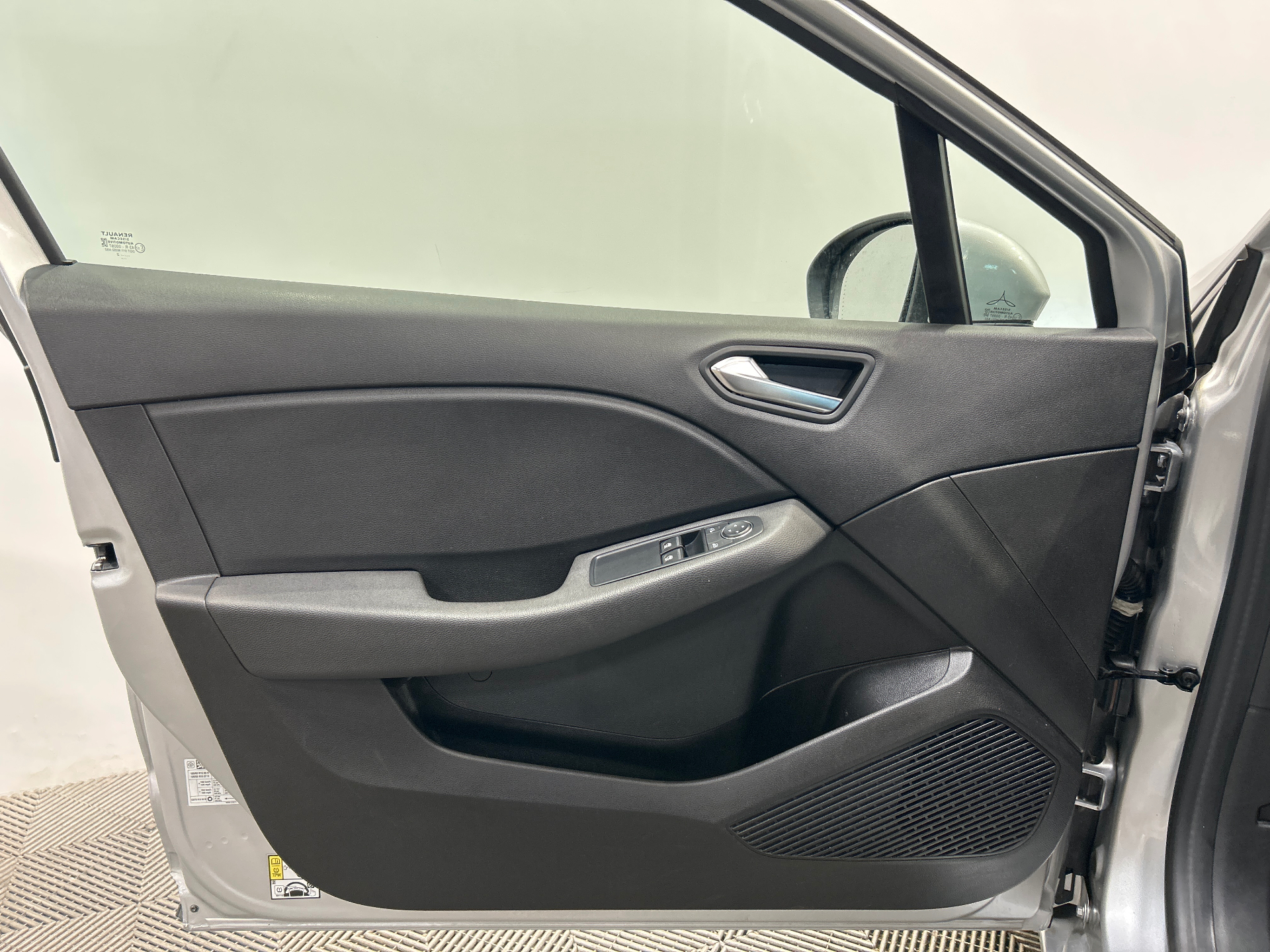 RENAULT CLIO V E-Tech HYBRIDE 140 - 21 Business - 5P