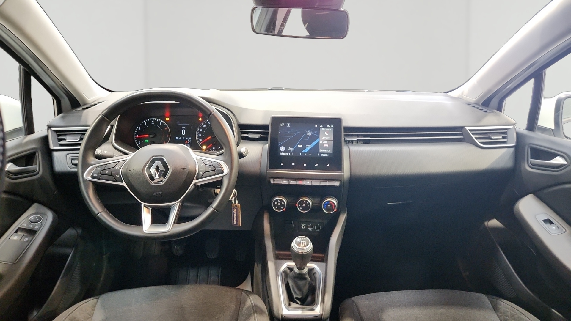 RENAULT CLIO V TCe 90 Business