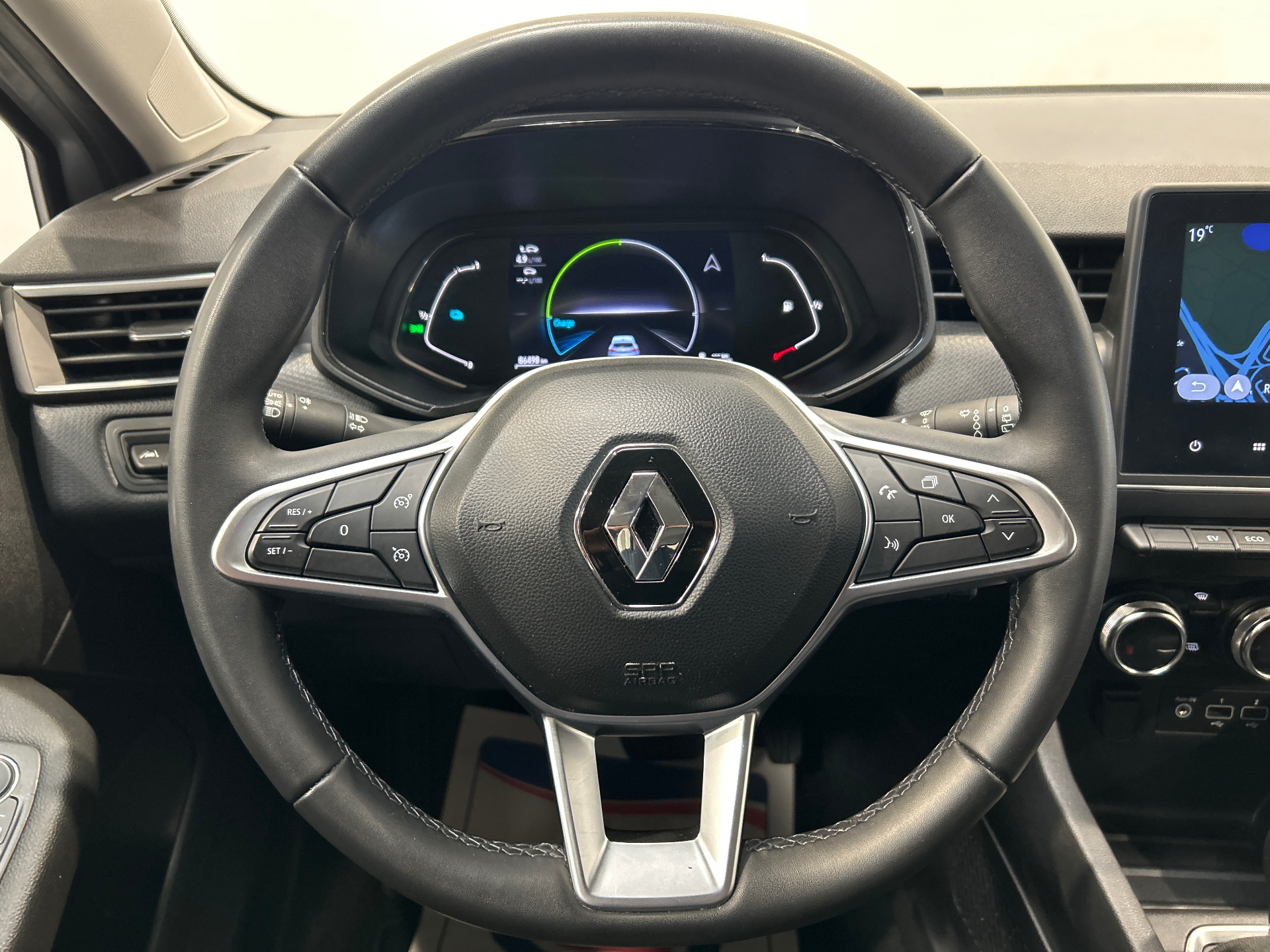 RENAULT CLIO V E-Tech HYBRIDE 140 - 21 Business - 5P