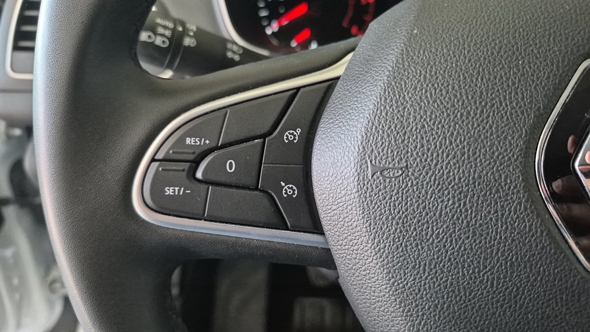 RENAULT MEGANE IV BERLINE Blue dCi 115 - 21N Business