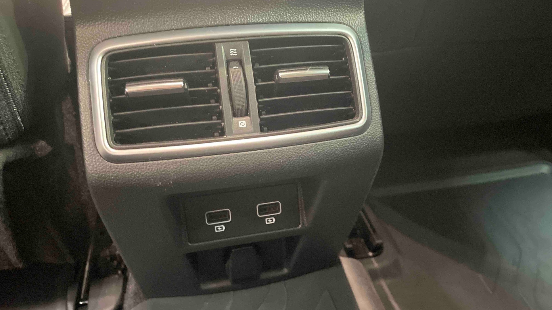 RENAULT MEGANE IV BERLINE Blue dCi 115 EDC - 21B Intens