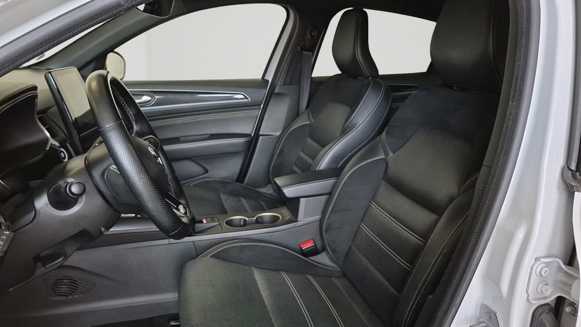 RENAULT ARKANA E-Tech engineered full hybrid 145