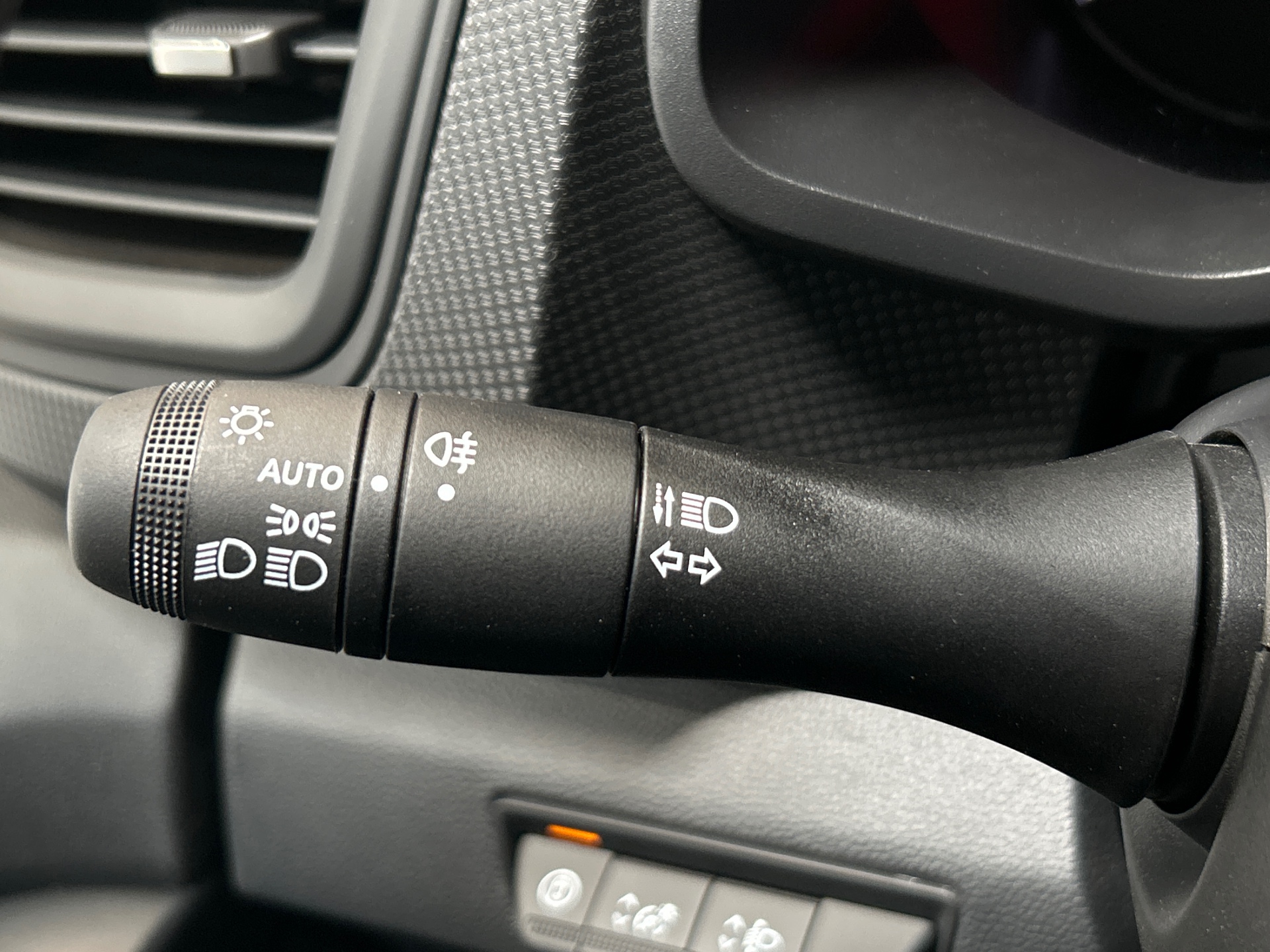 RENAULT TRAFIC FOURGON FG BLUE DCI 130 L1H1 2T8 GSR2 ADVANCE