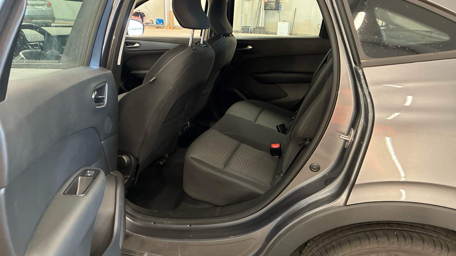 RENAULT ARKANA TCe 140 EDC - 23 Evolution