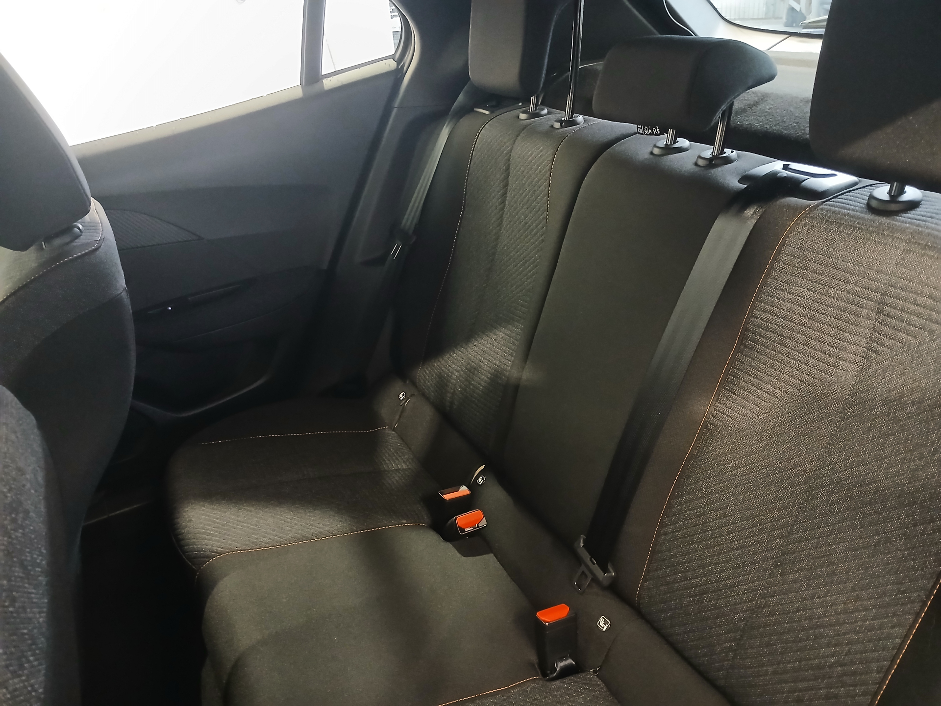 PEUGEOT 2008 Style Hybrid 145 ch e-DCS6