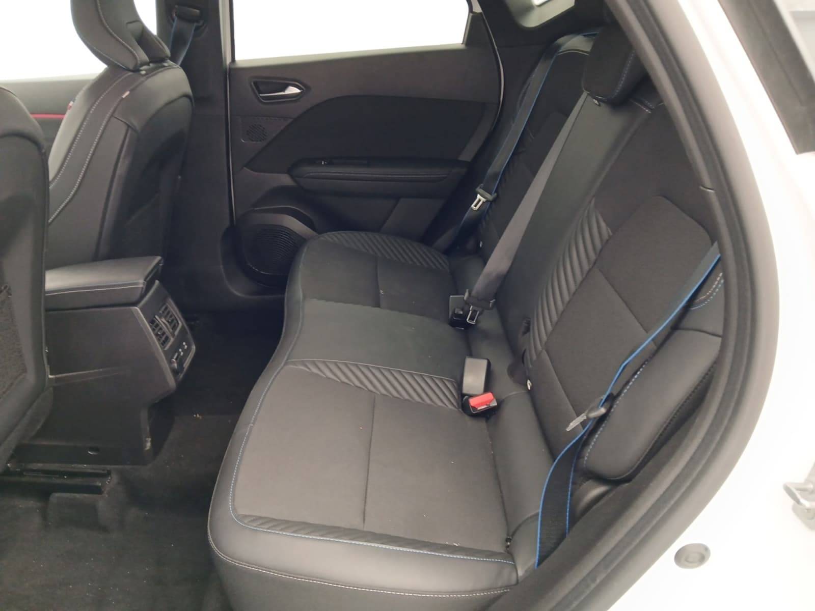RENAULT CAPTUR E-Tech full hybrid 145 ch esprit Alpine