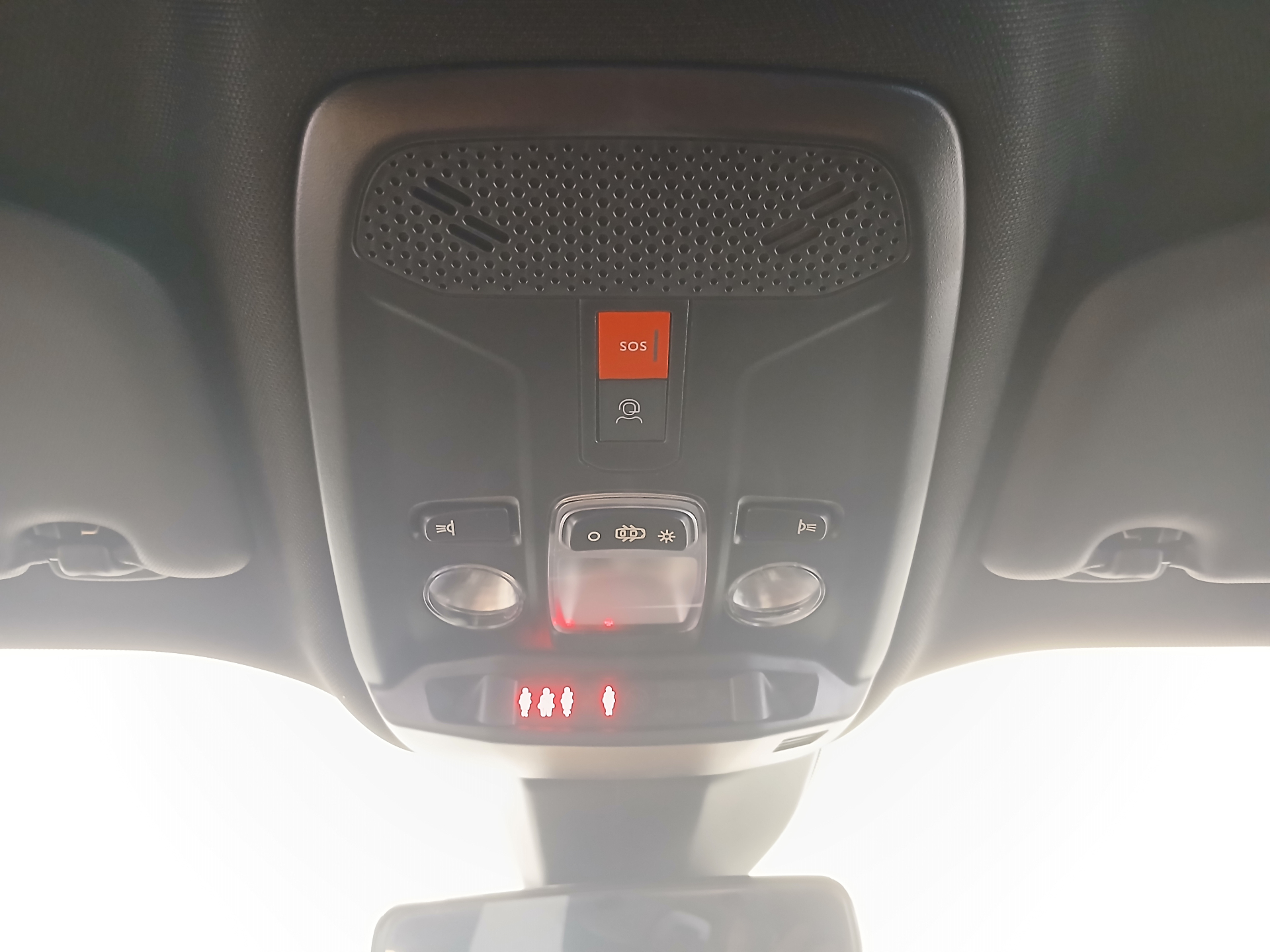 PEUGEOT 2008 Style Hybrid 145 ch e-DCS6