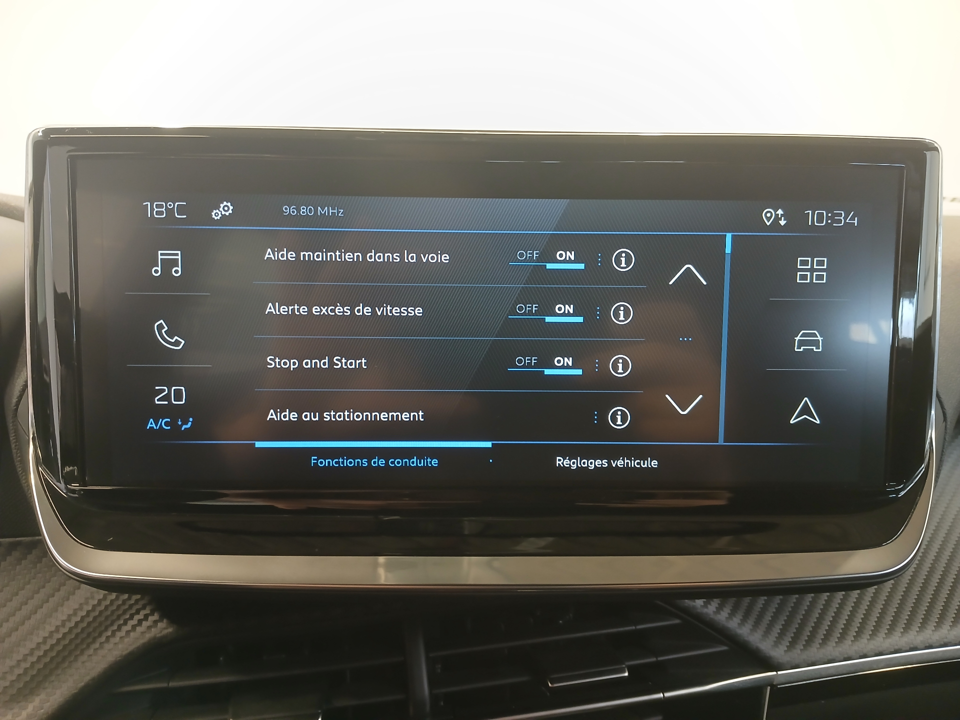 PEUGEOT 2008 Style Hybrid 145 ch e-DCS6