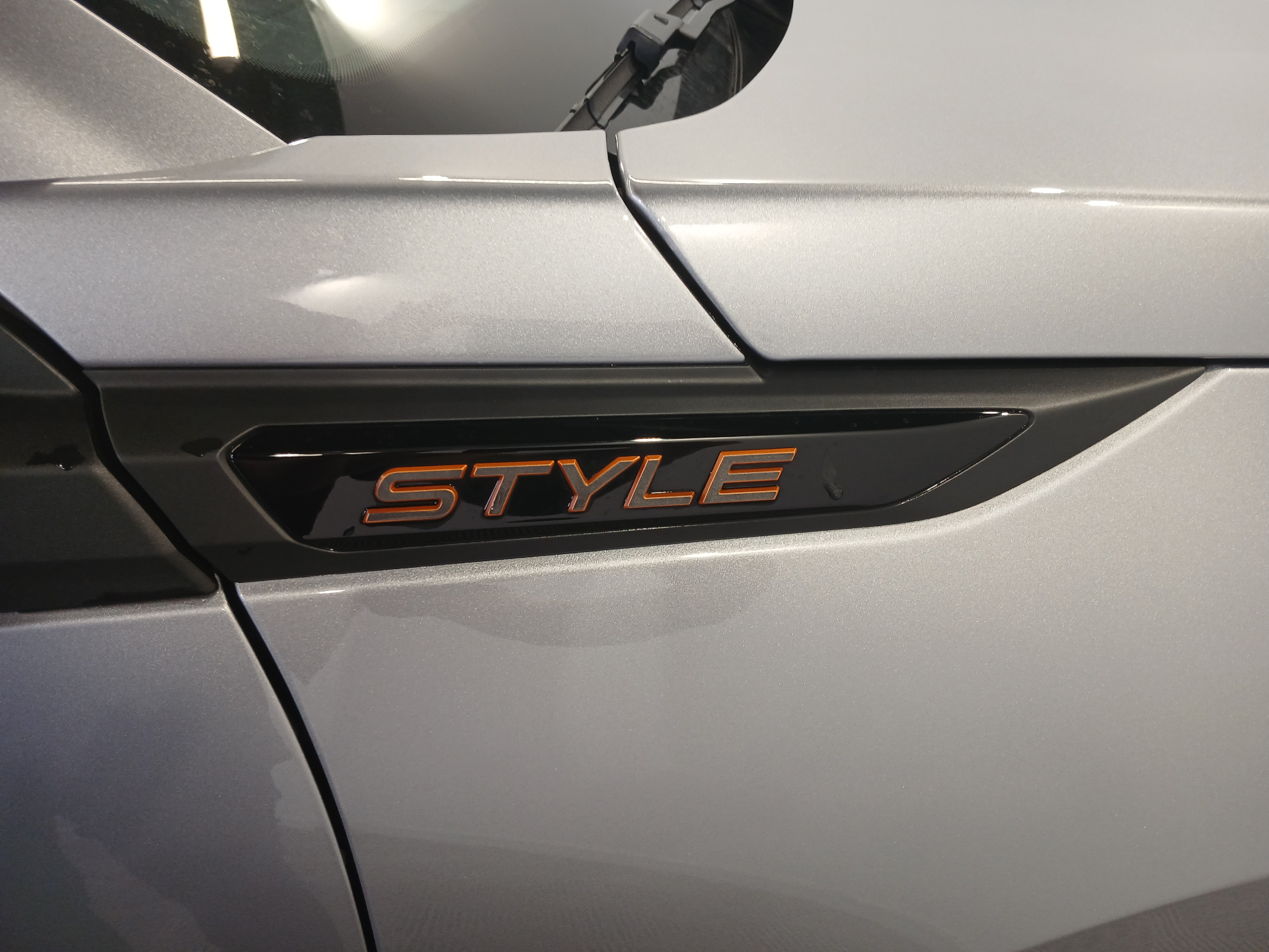 PEUGEOT 2008 Style Hybrid 145 ch e-DCS6