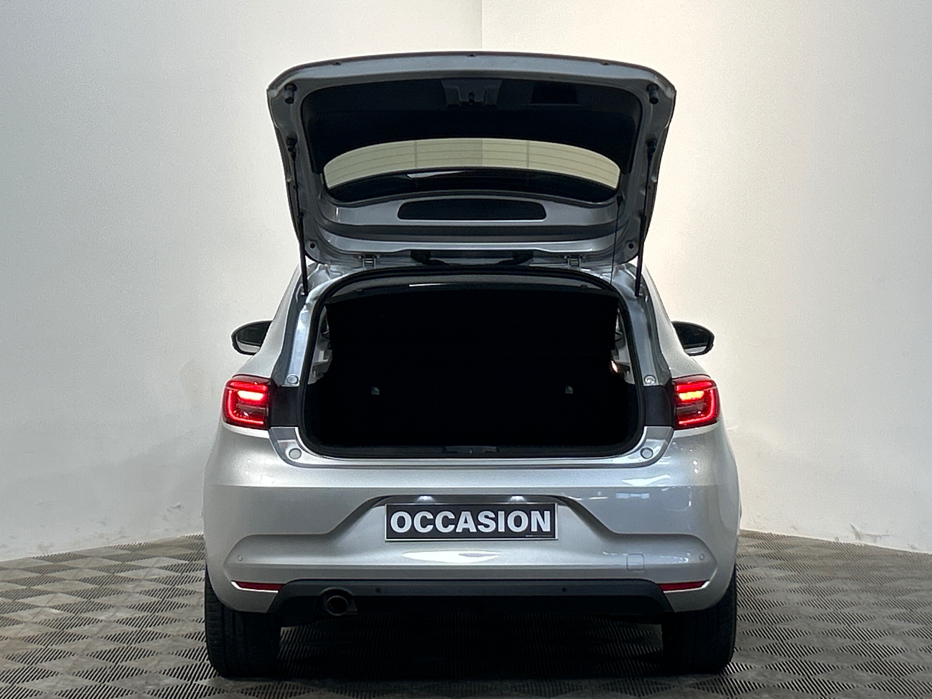 RENAULT CLIO V TCe 90 - 21 Zen
