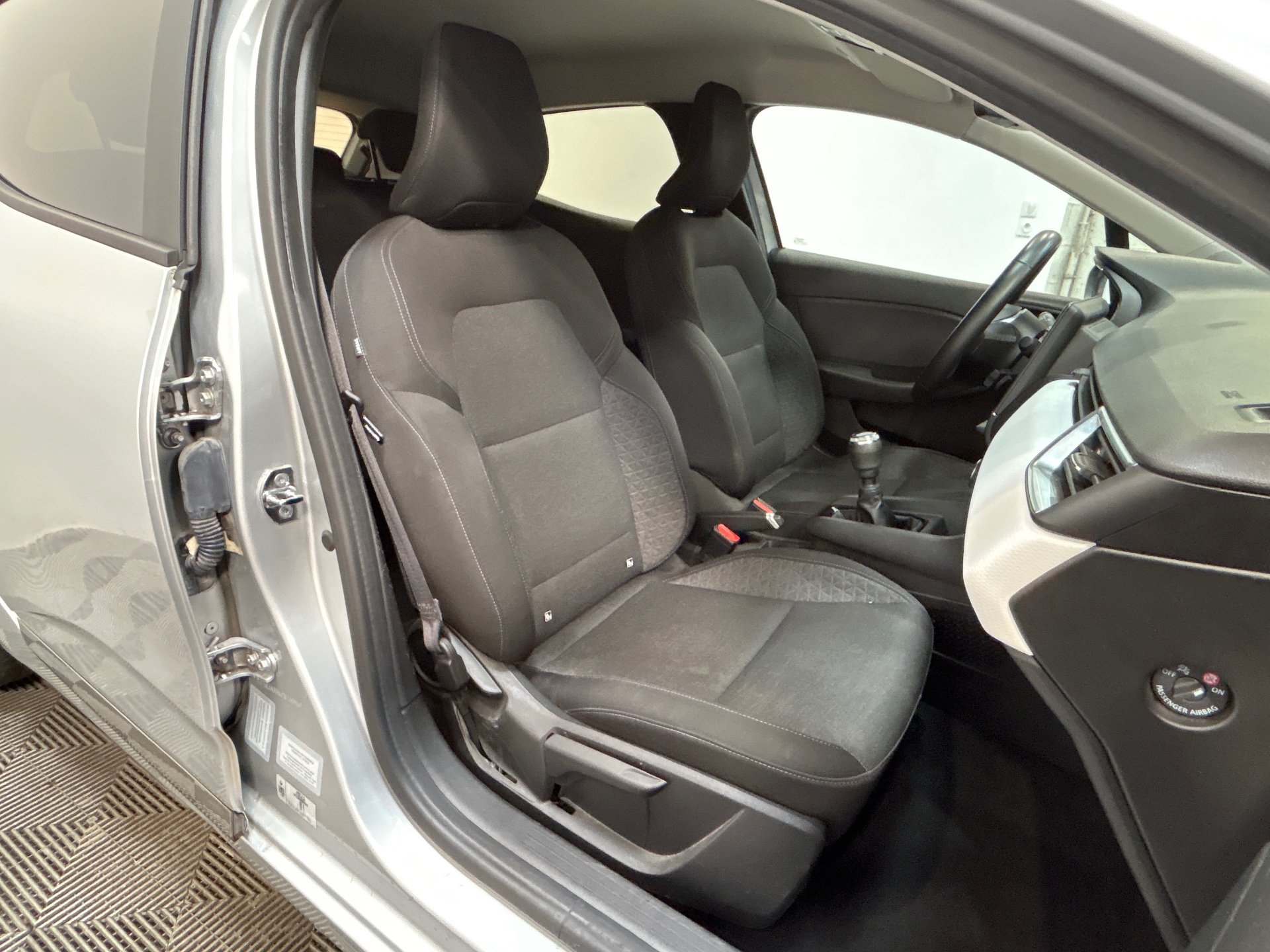RENAULT CLIO V TCe 90 - 21 Zen