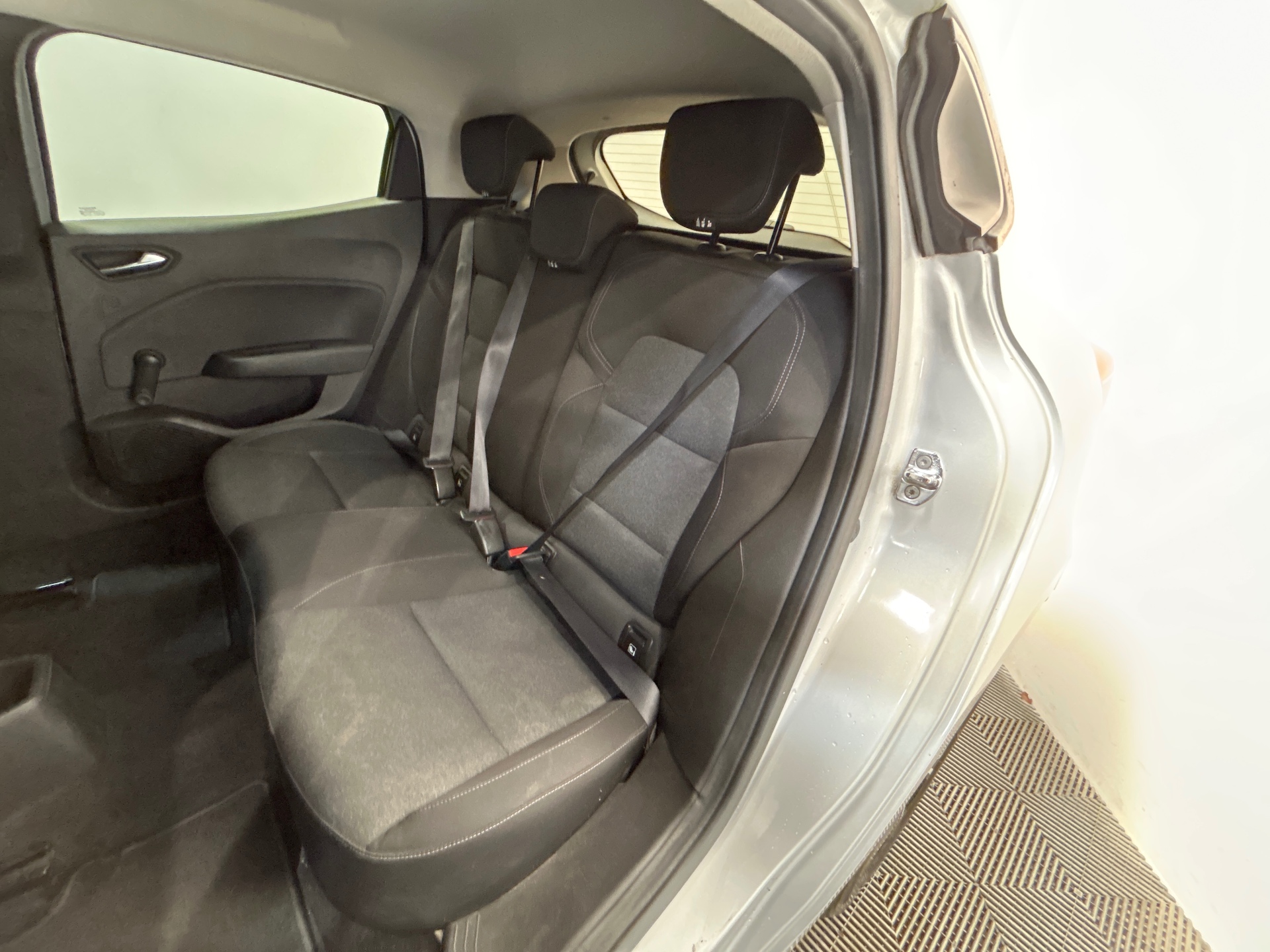 RENAULT CLIO V TCe 90 - 21 Zen
