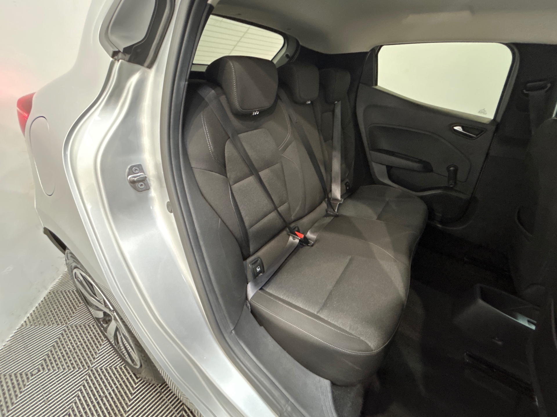 RENAULT CLIO V TCe 90 Equilibre