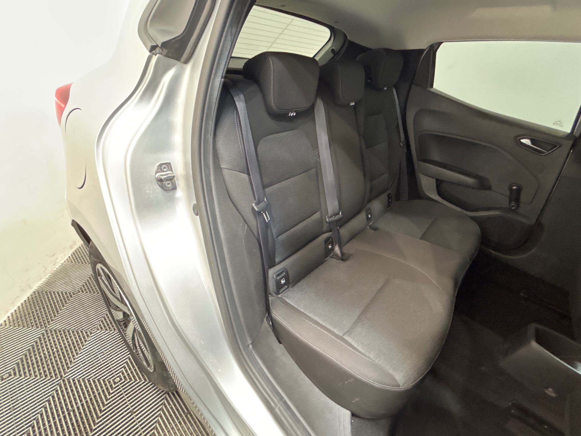 RENAULT CLIO V TCe 90 Equilibre