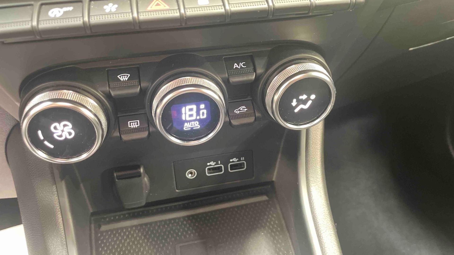 RENAULT CAPTUR TCe 90 Techno