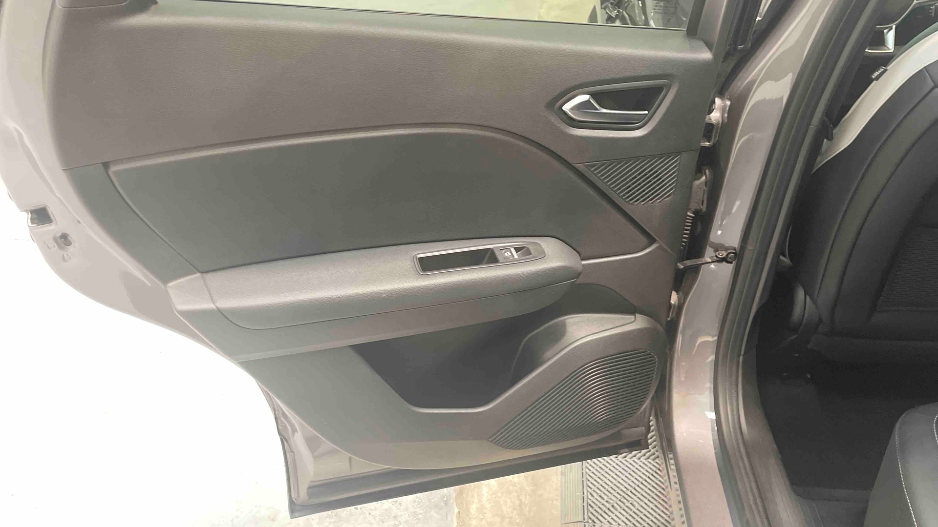 RENAULT CAPTUR TCe 90 Techno