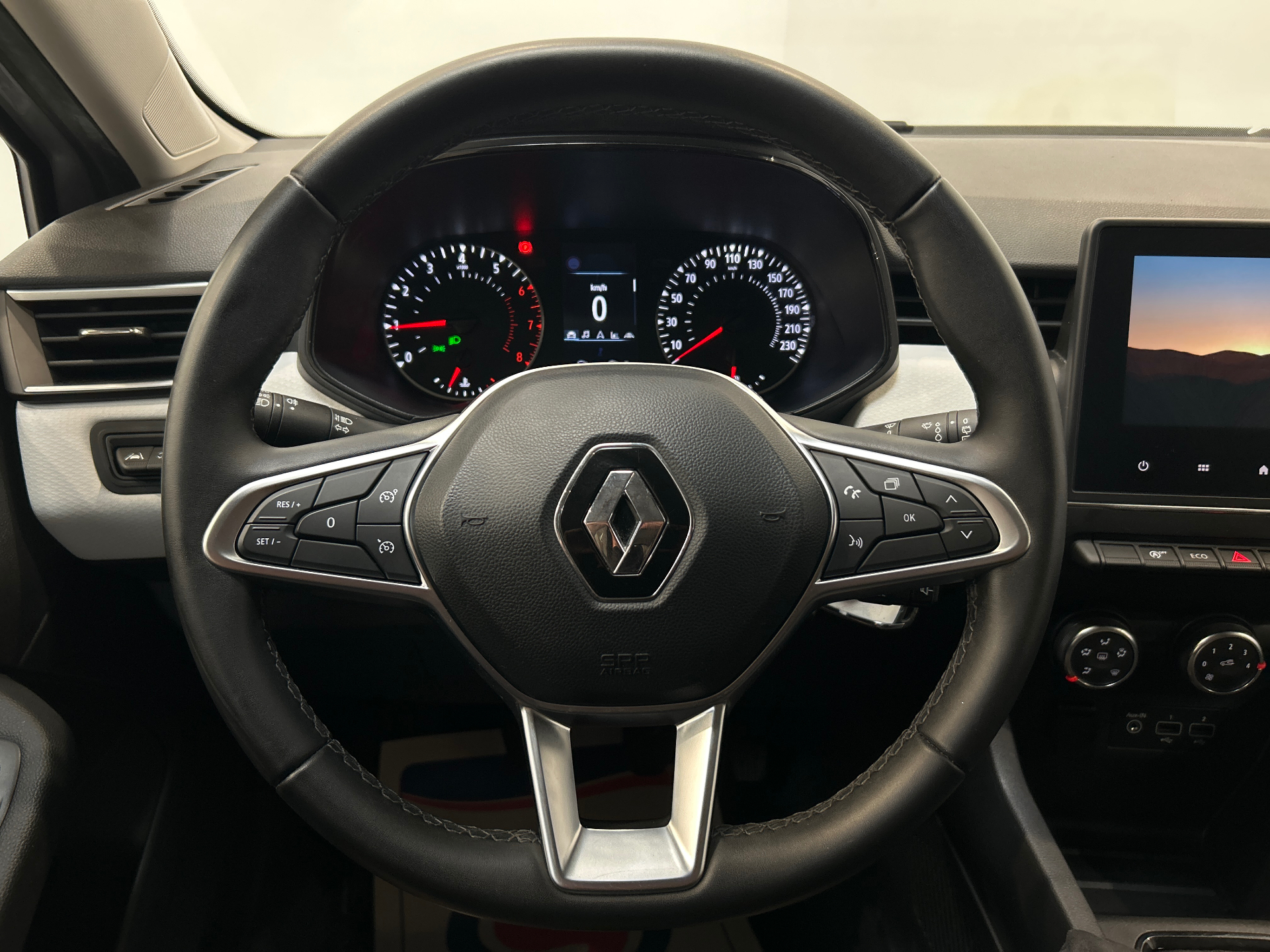 RENAULT CLIO V TCe 90 Equilibre