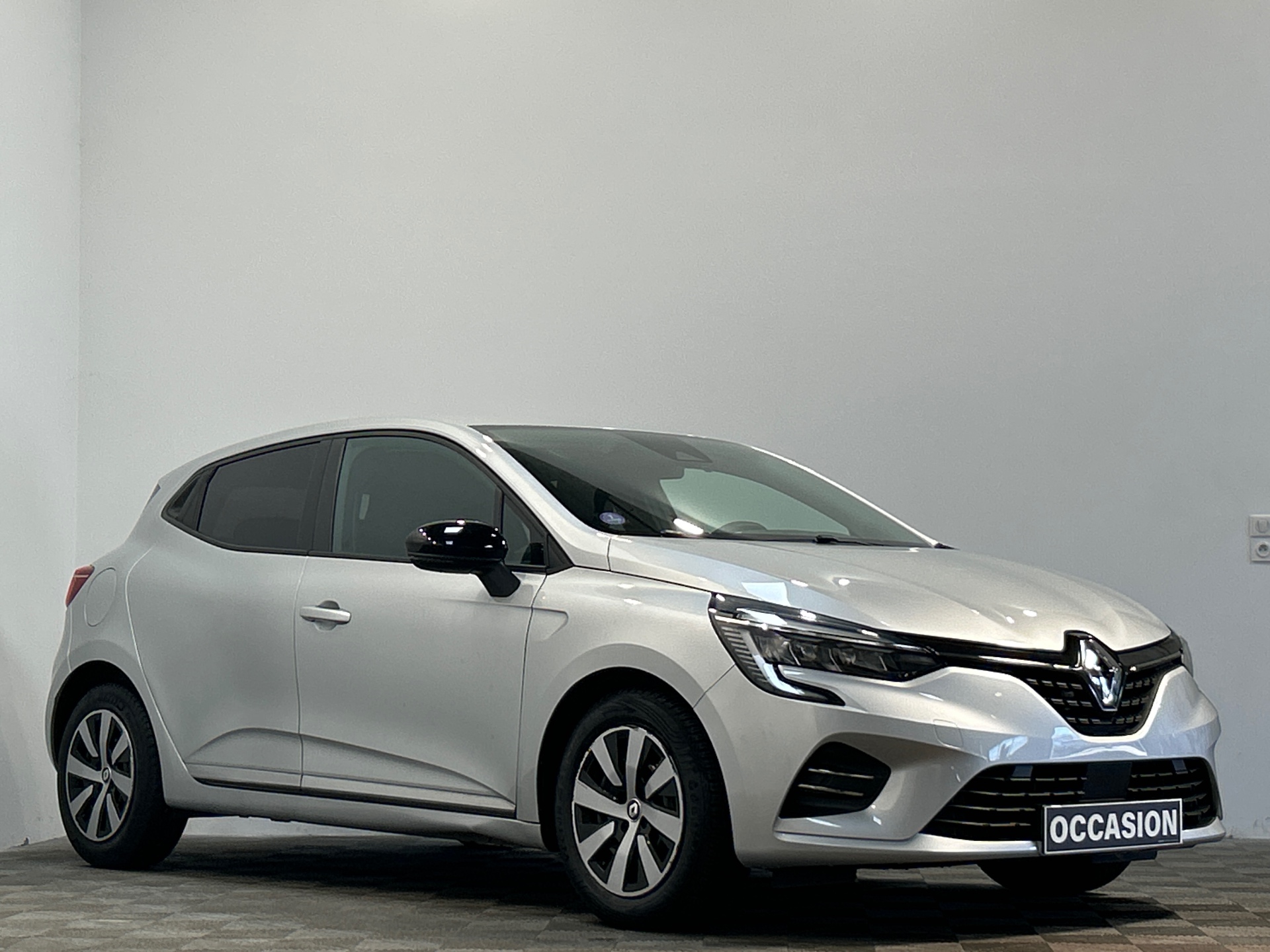 RENAULT CLIO V TCe 90 Equilibre
