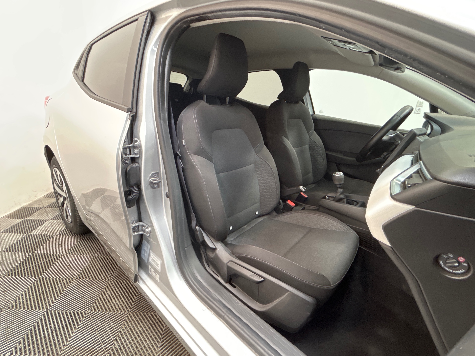 RENAULT CLIO V TCe 90 Equilibre