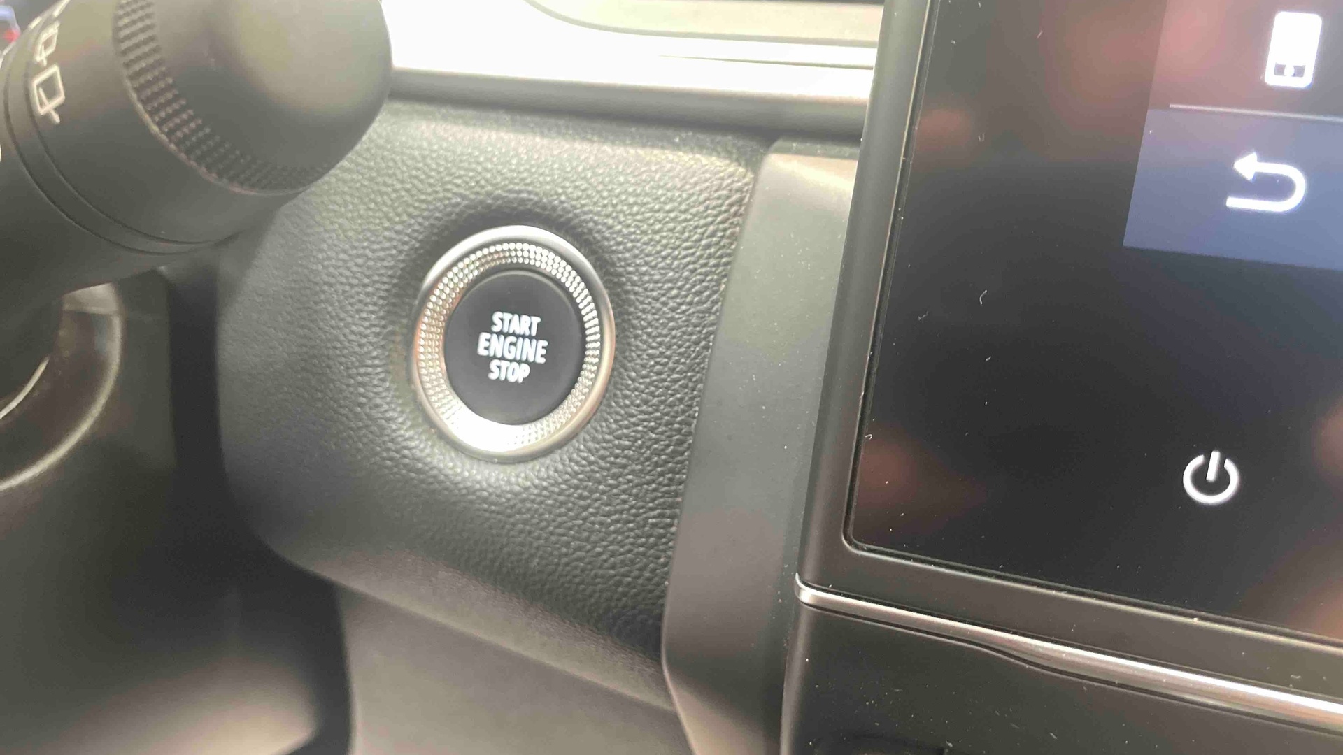 RENAULT CAPTUR TCe 90 Techno