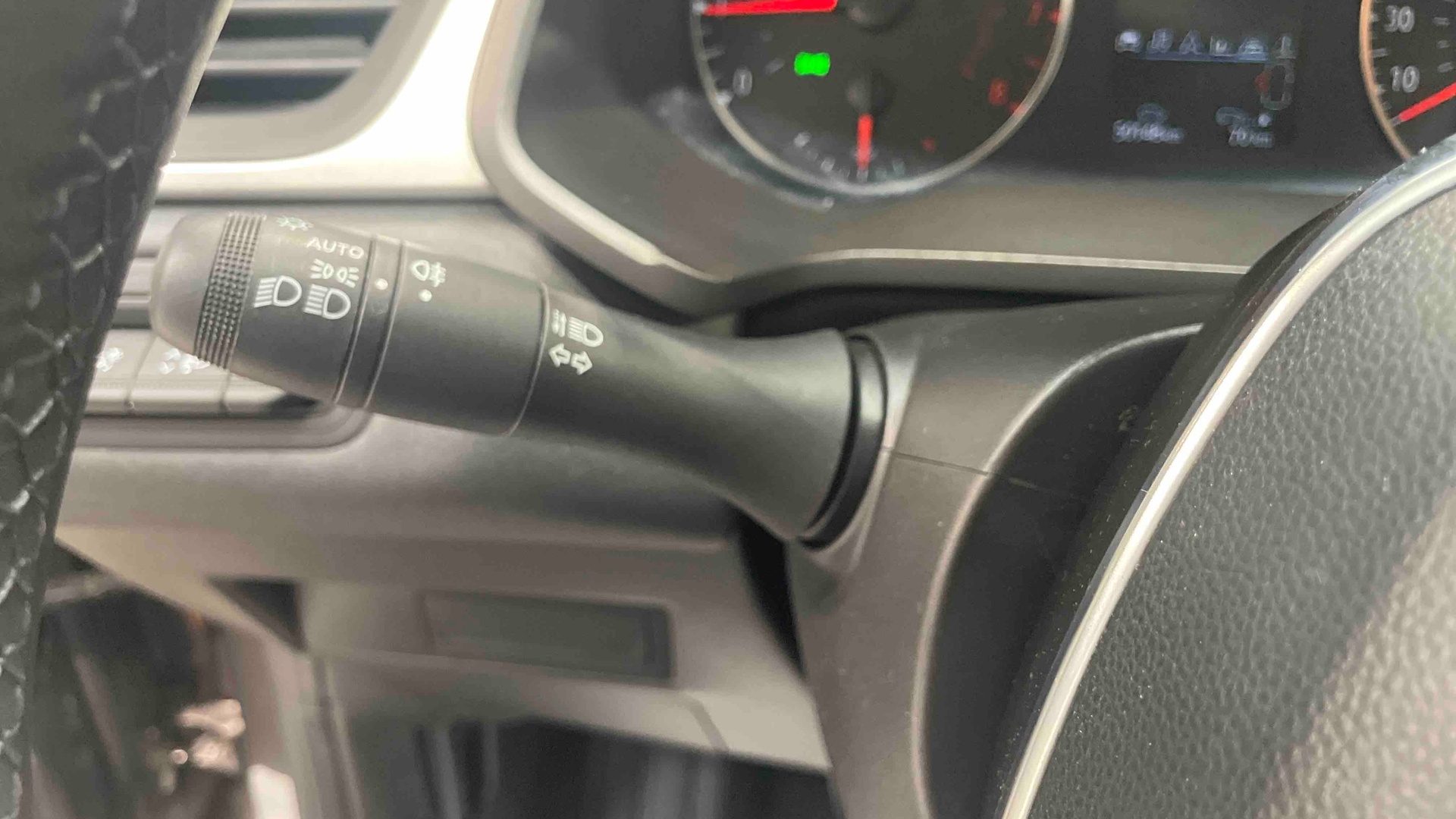 RENAULT CAPTUR TCe 90 Evolution - 5P