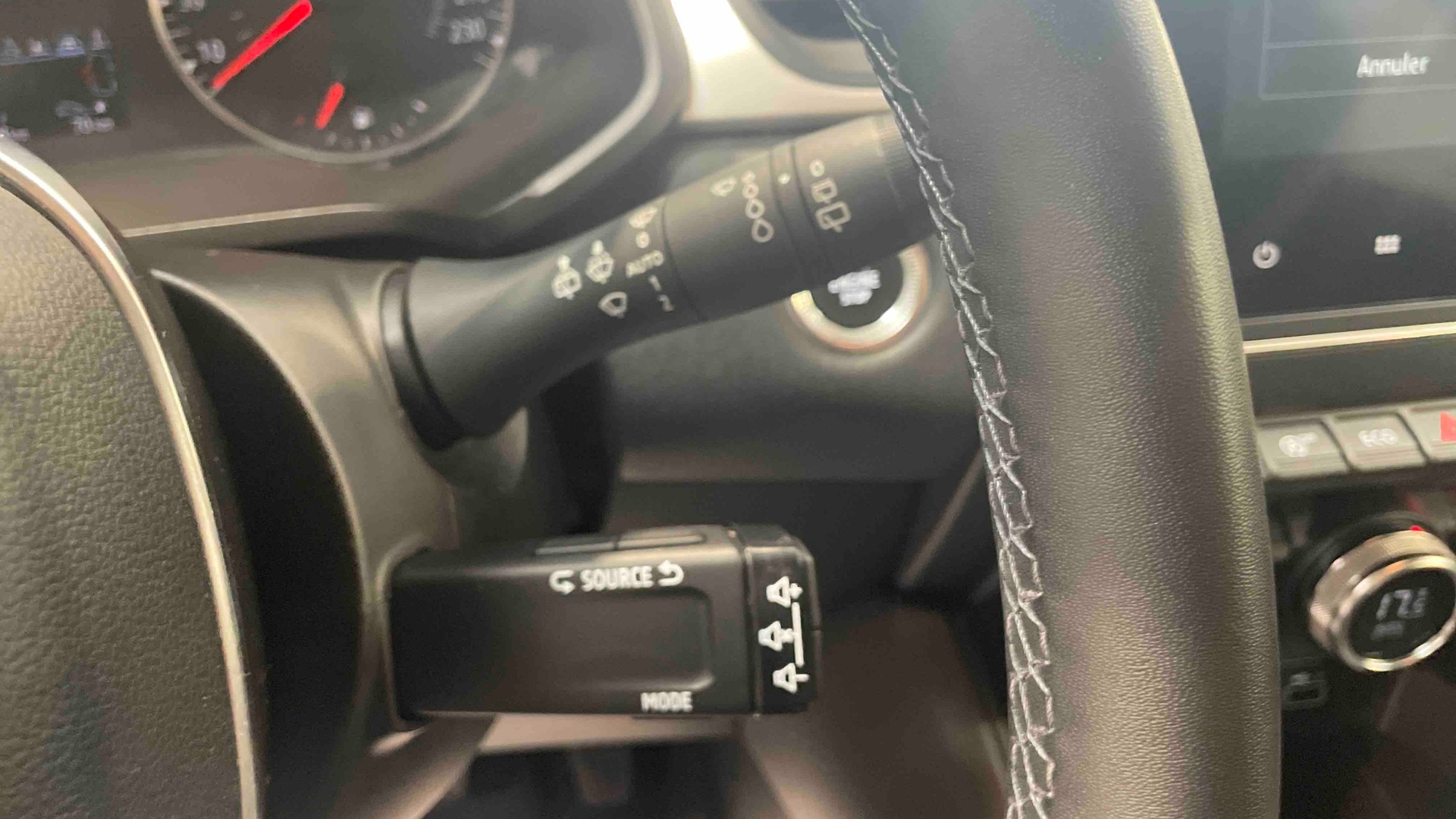 RENAULT CAPTUR TCe 90 Evolution - 5P